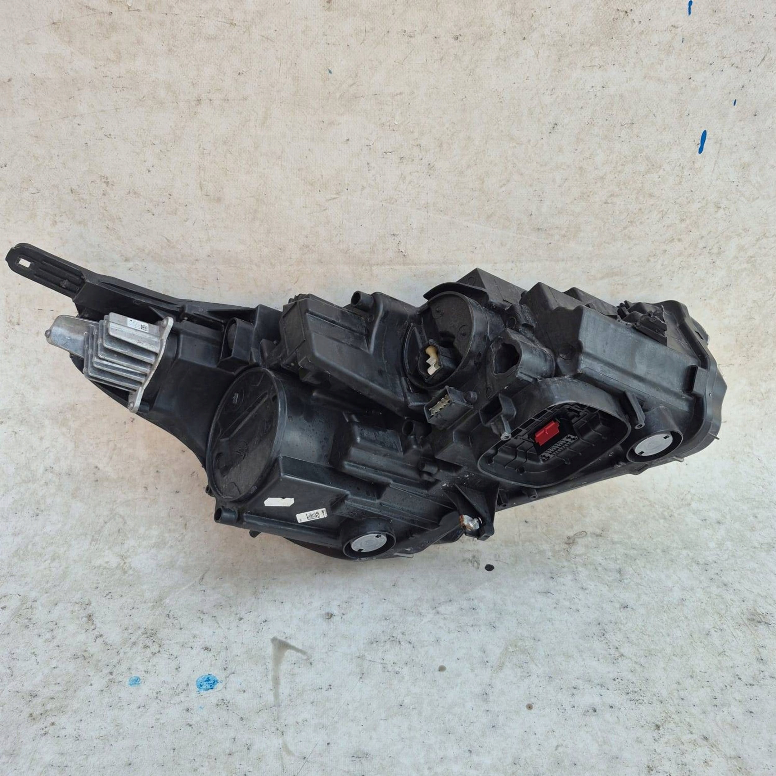 OPEL CROSSLAND X 17- light left front front 39153431