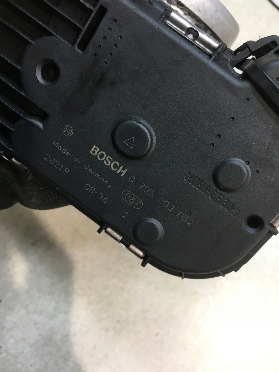 ДРОССЕЛЬНАЯ ЗАСЛОНКА lancia THESIS 2.0 T 0205003052