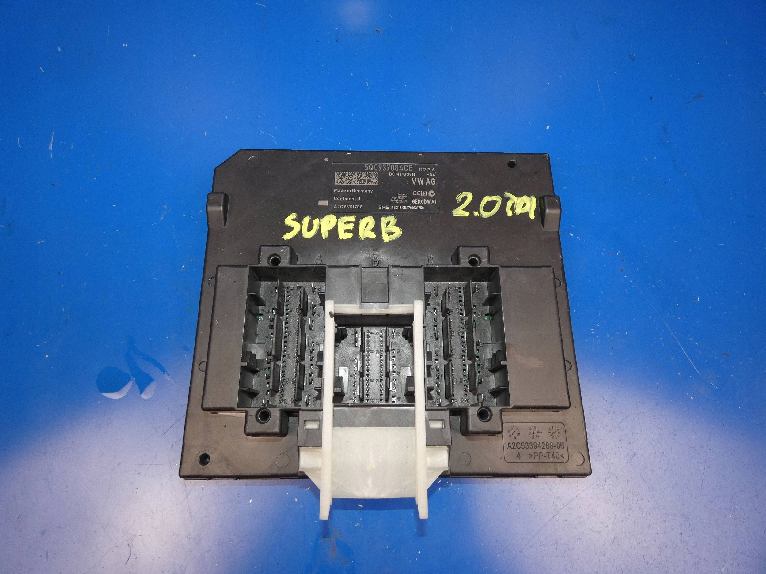 SKODA SUPERB III module control unit KOMFORTU