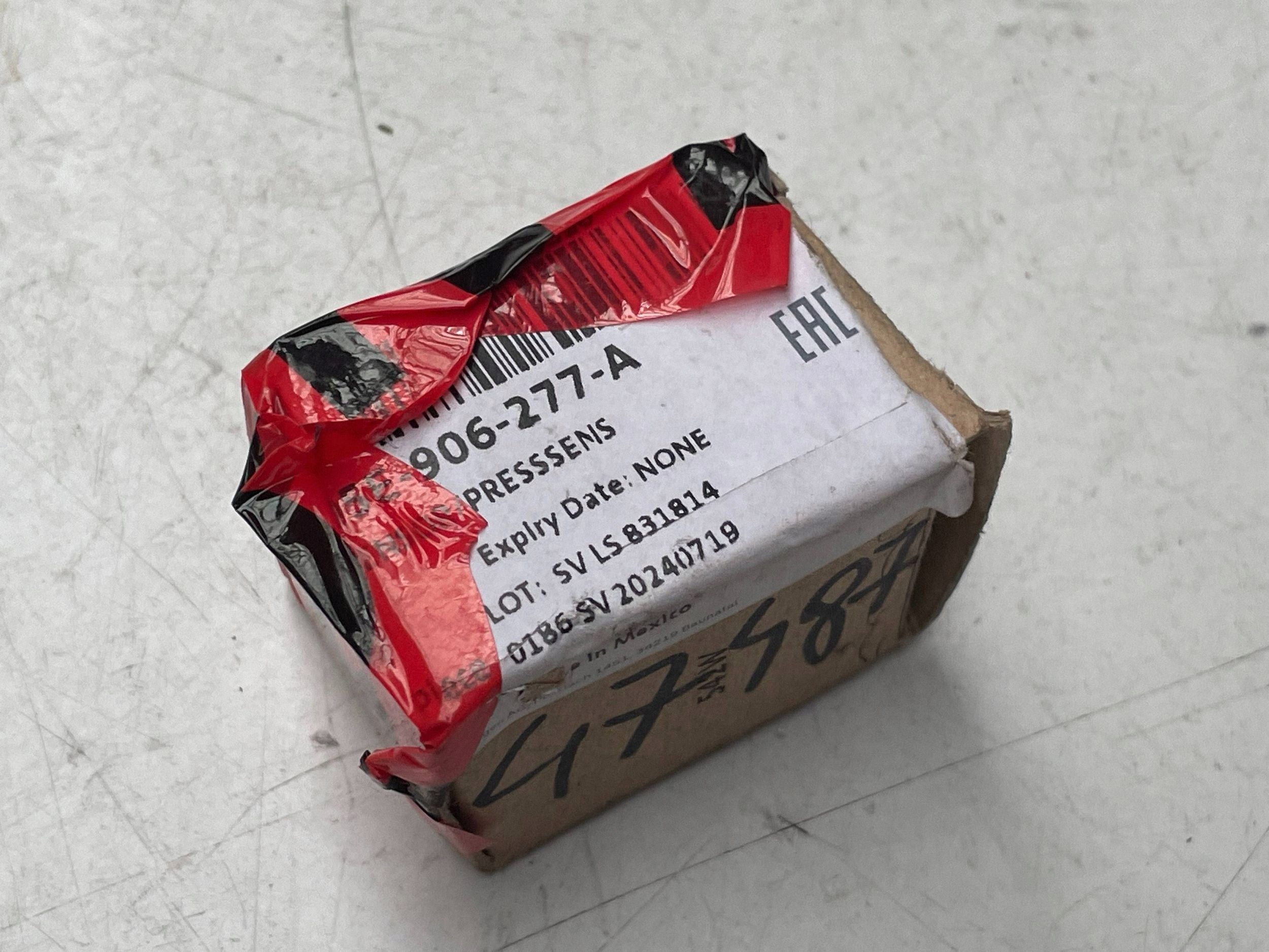 sensore pressione olio Skoda Fabia Mk3 (NJ) 05E906277A !J