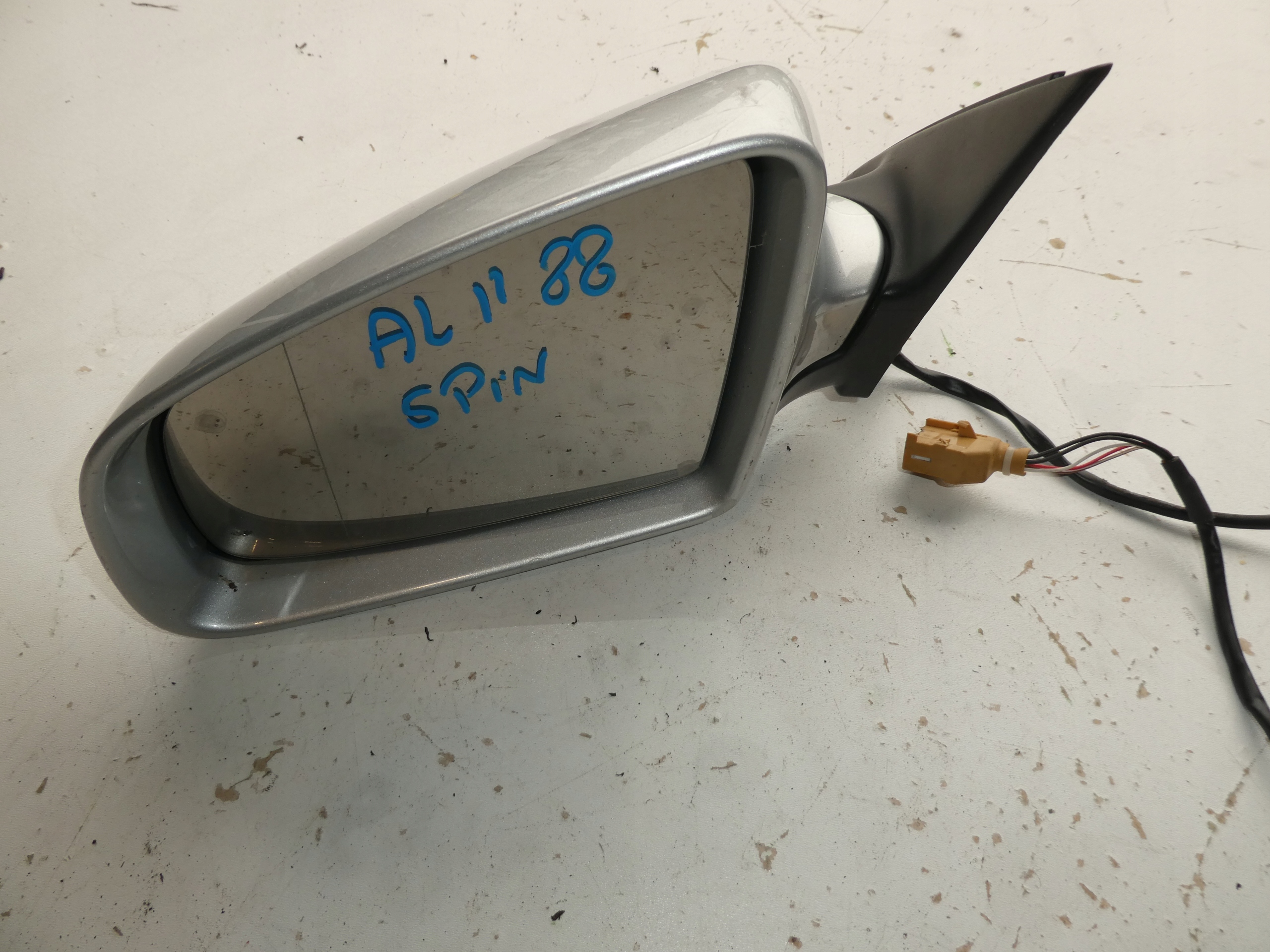 AUDI A4 B6 SPIEGEL LINKS 5PIN