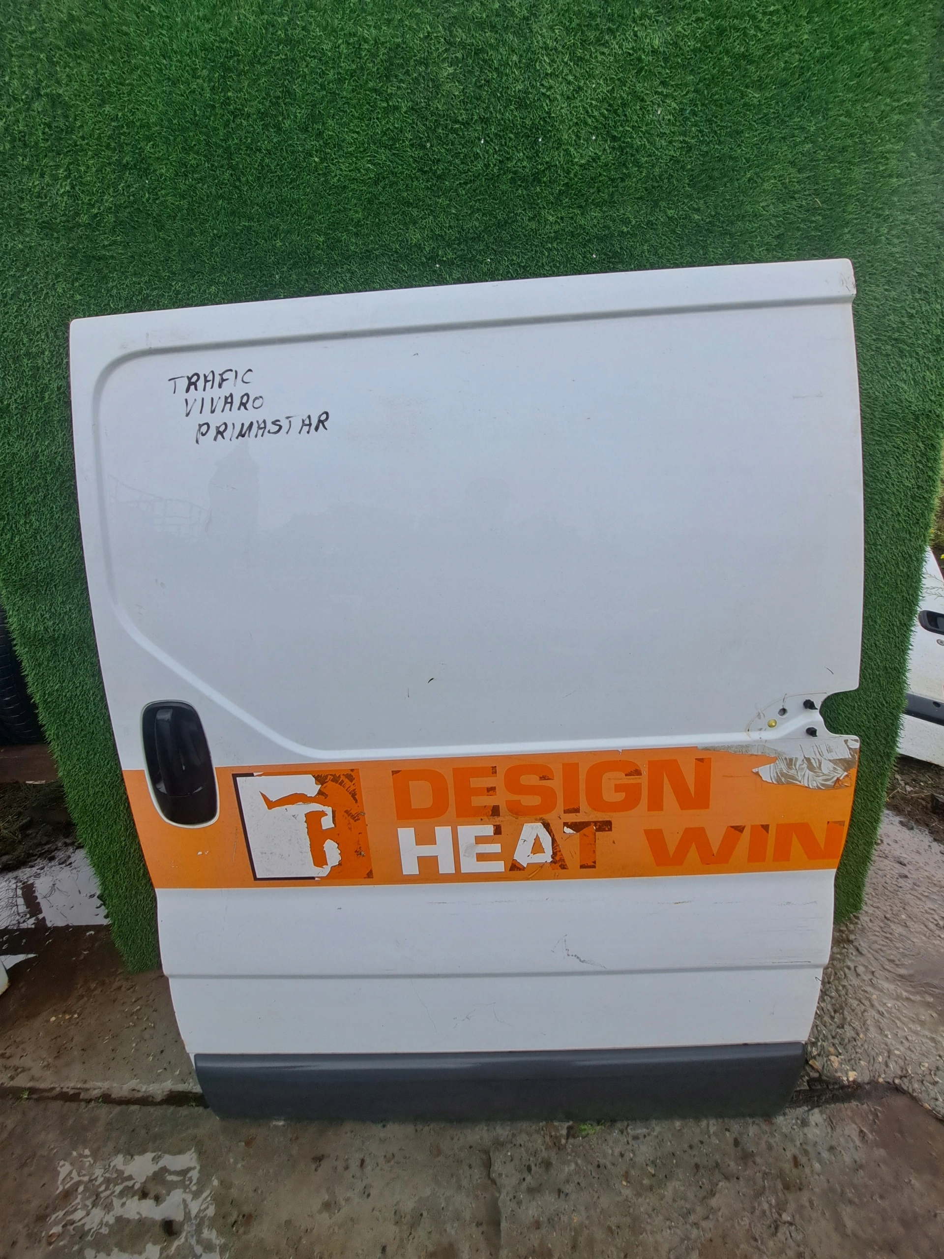 RENAULT TRAFIC VIVARO PRIMASTAR door left sliding complete