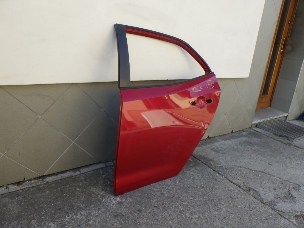 TOYOTA COROLLA E21 HB 2018- ajtó bal hátsó