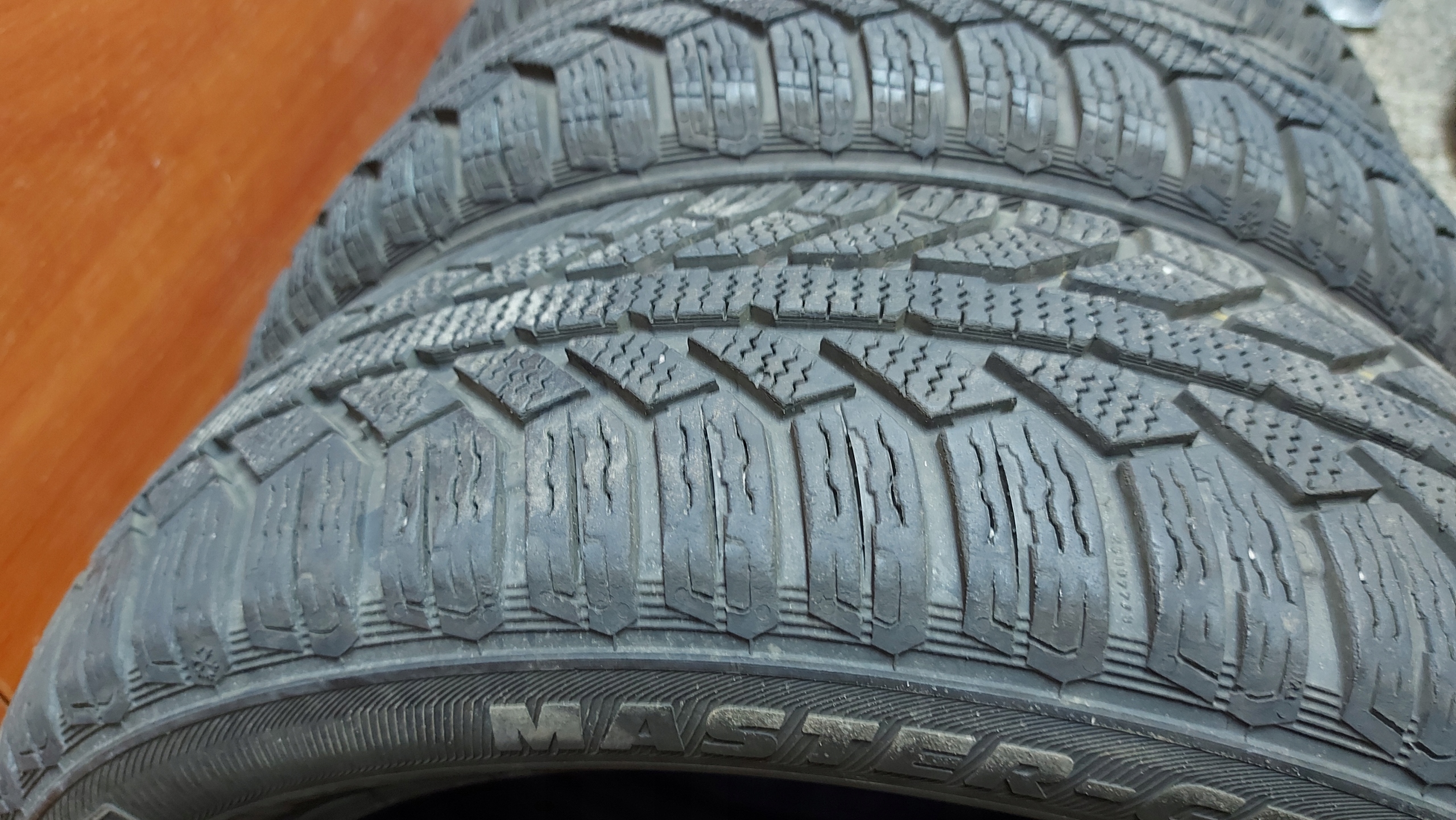 SEMPERIT MASTER-GRIP 2 165/60R15 gume zimske 6,5mm
