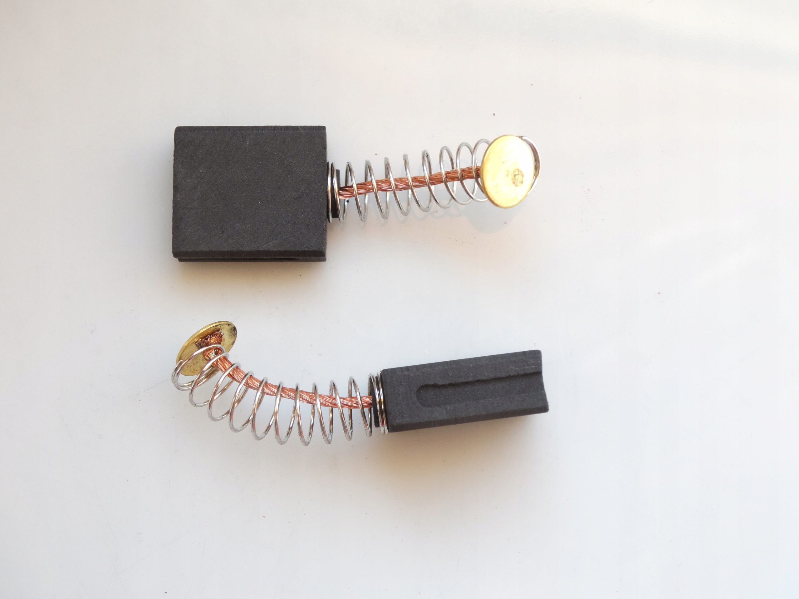 

Szczotki węglowe Dwt Einhel Blaukraft 7x15X18,5