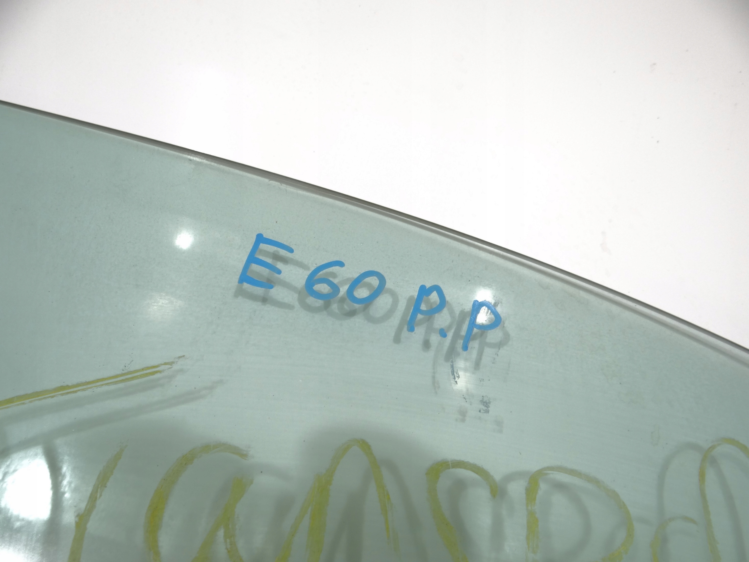 window side door right front BMW E60 (16707913)