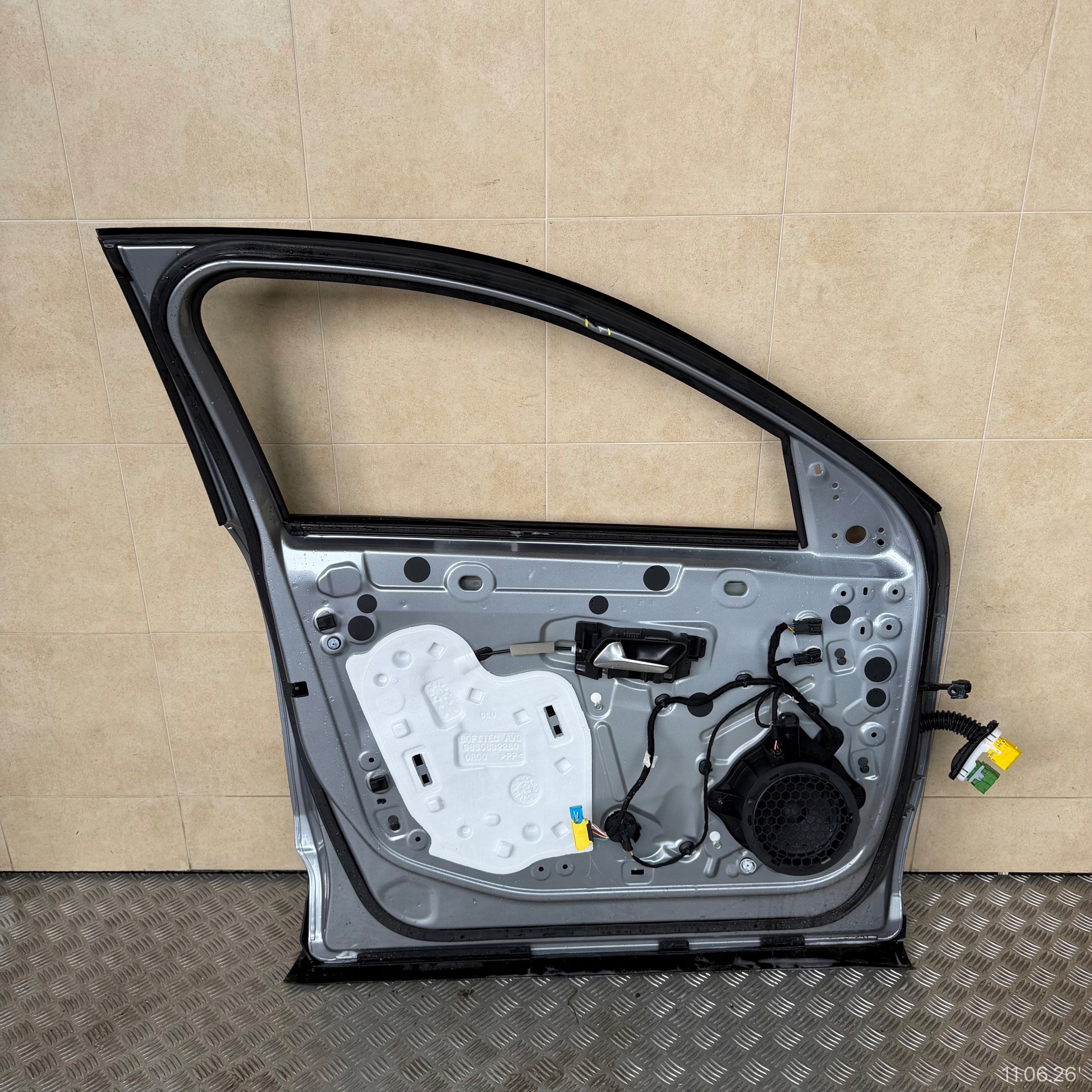 door complete front left CITROEN C4 III 2024 ROK