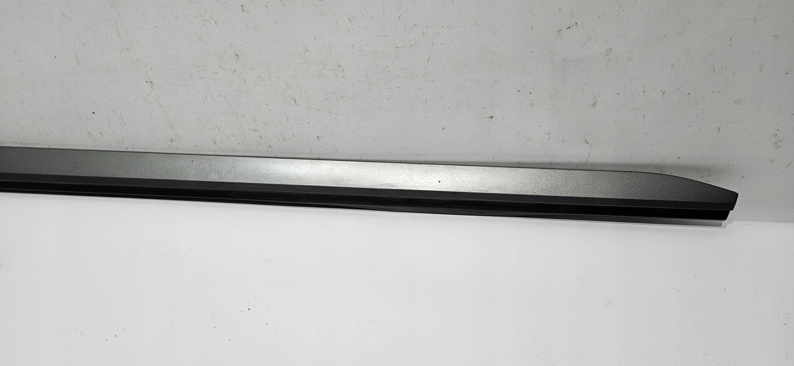 moulding door right front RENAULT CLIO V 20- 801862526R original