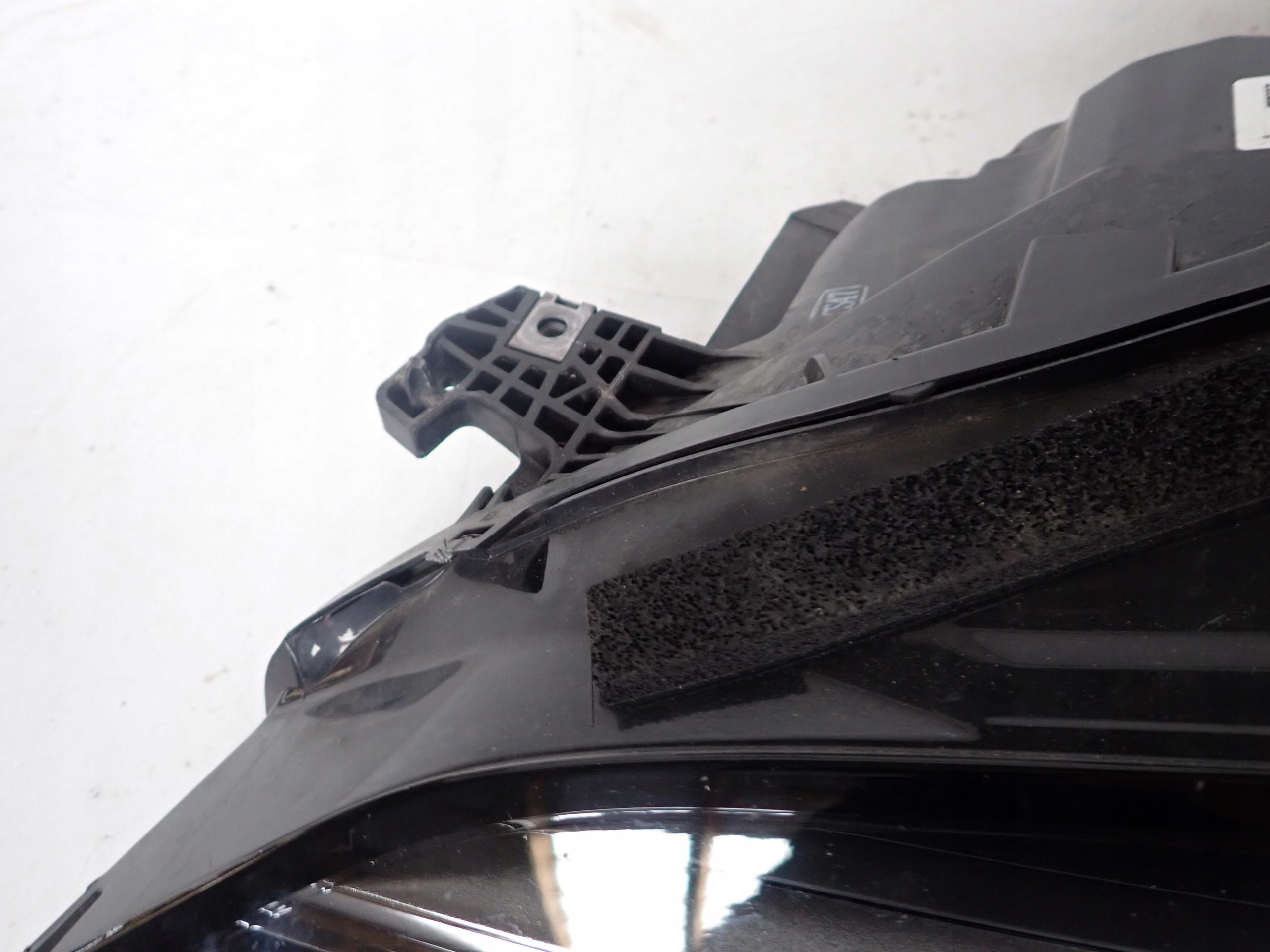 TESLA 3 LIFT 24- light left front front FULL LED HIGHLAND 1760888-00-E