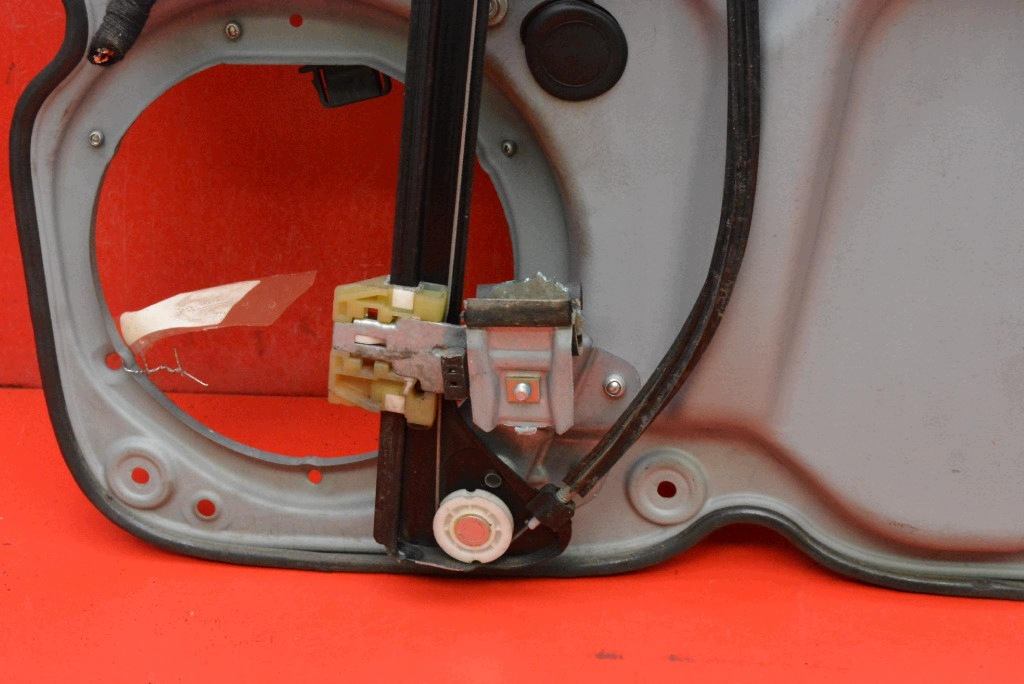 window regulator left front EU 2K1837751AJ VW CADDY 3 III 03-10