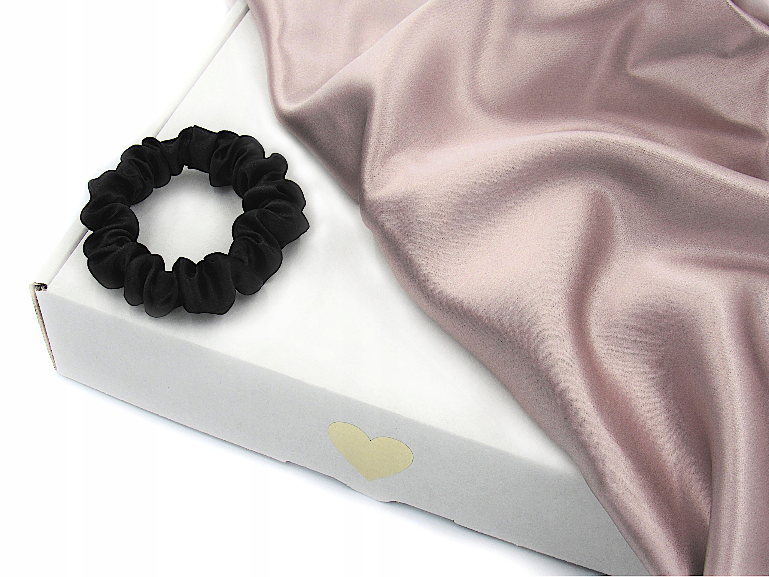 

Jedwabna poszewka 100%, 40x40 Pudrowy róż gumka