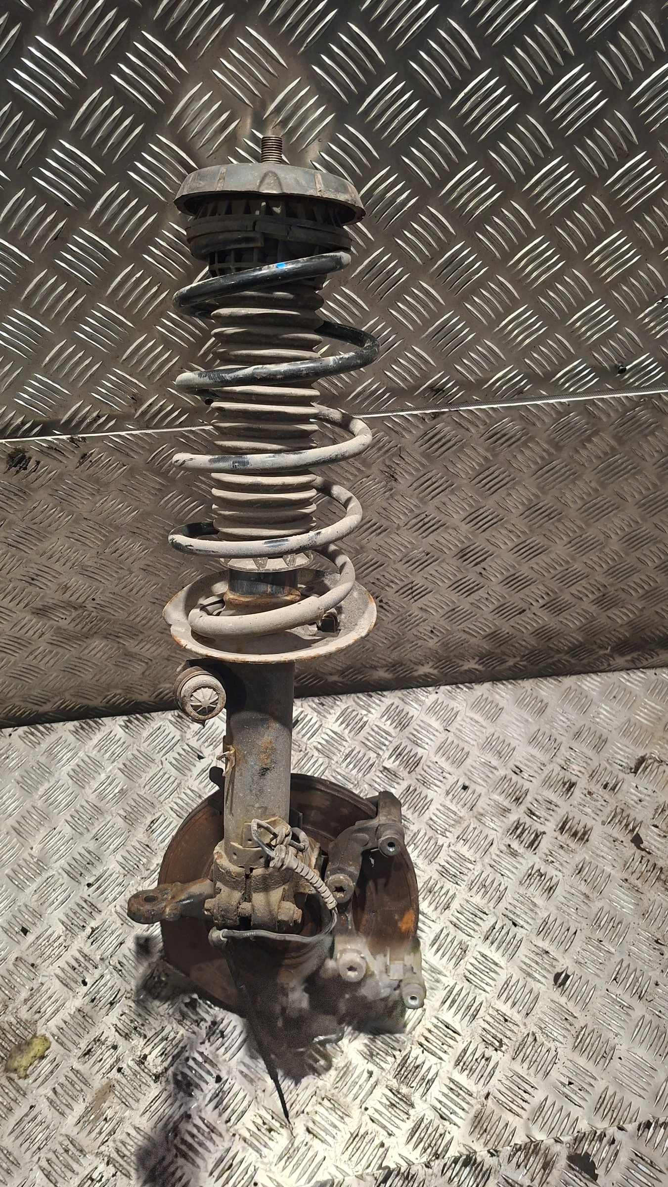 shock absorber swing left front PEUGEOT 301 1.6HDI