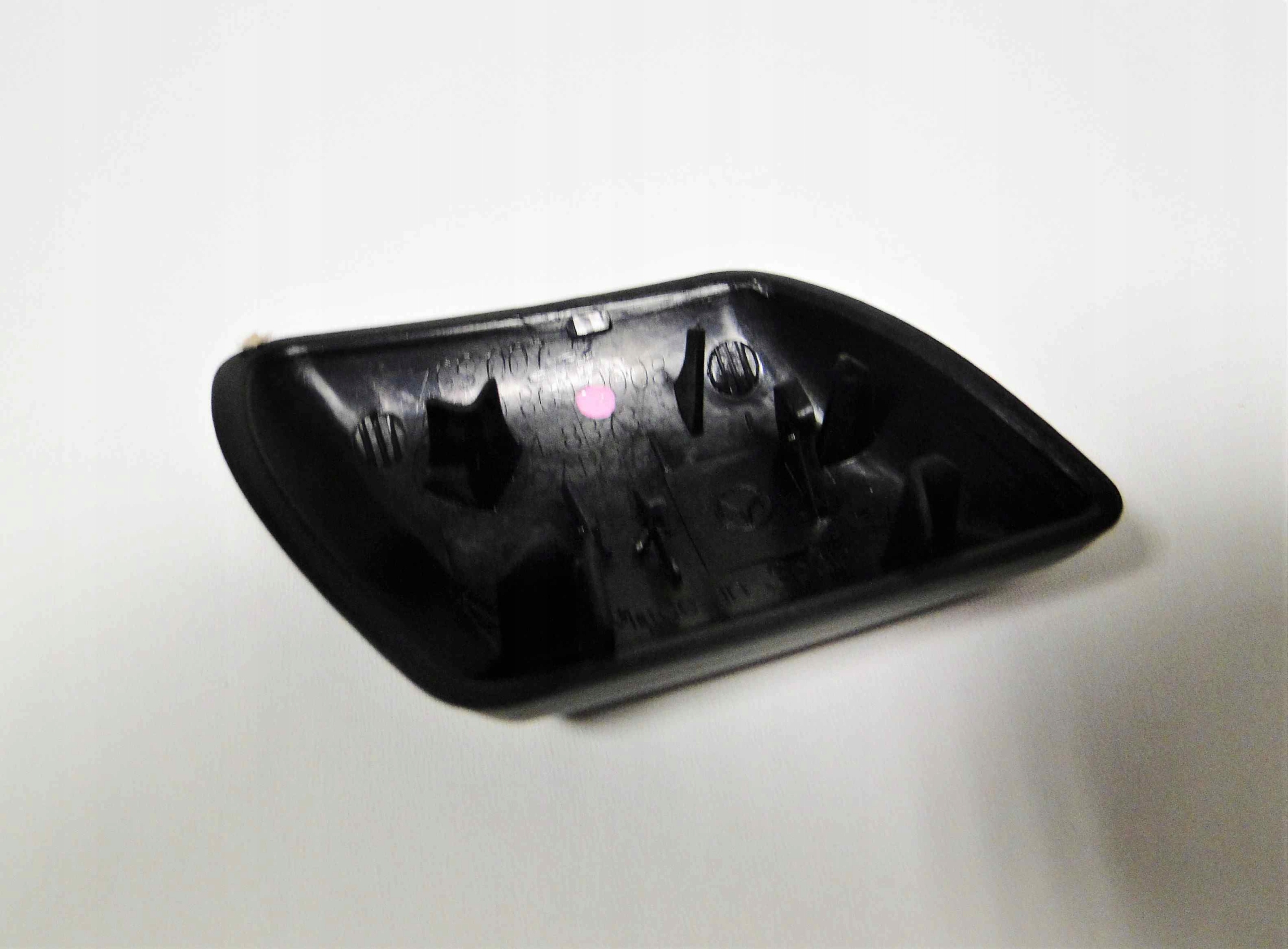 MERCEDES VITO VIANO W639 639 ZASLEPKA SPRYSK LEWA Installation side Front