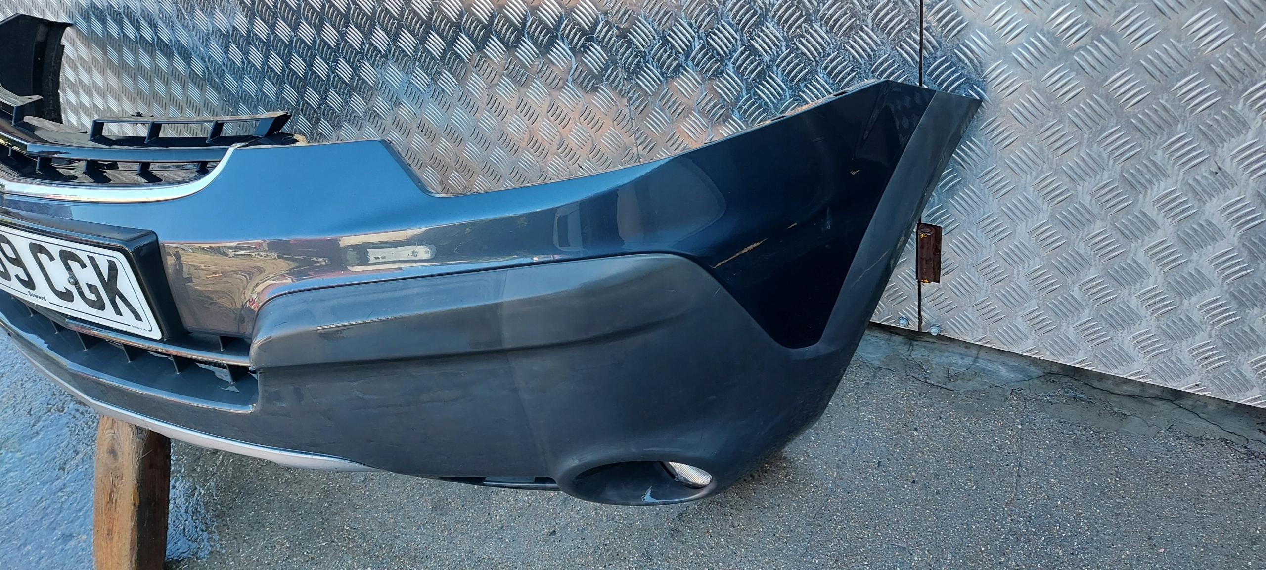 bumper front OPEL ANTARA 06-10 LAK: 88U
