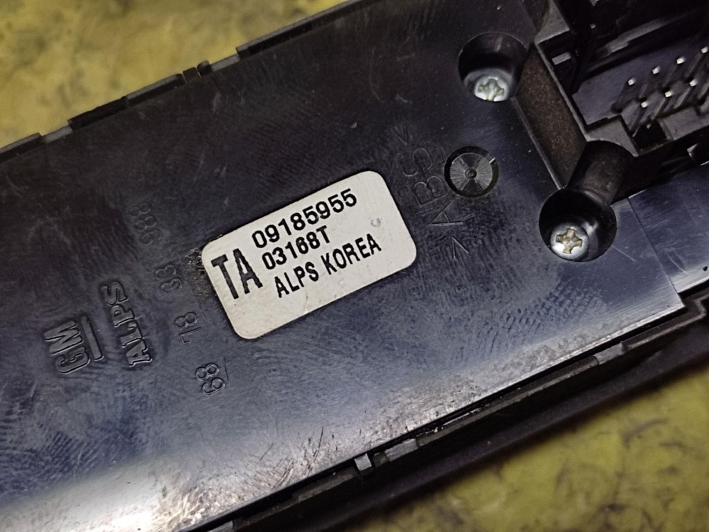 OPEL VECTRA C window control switch 09185955