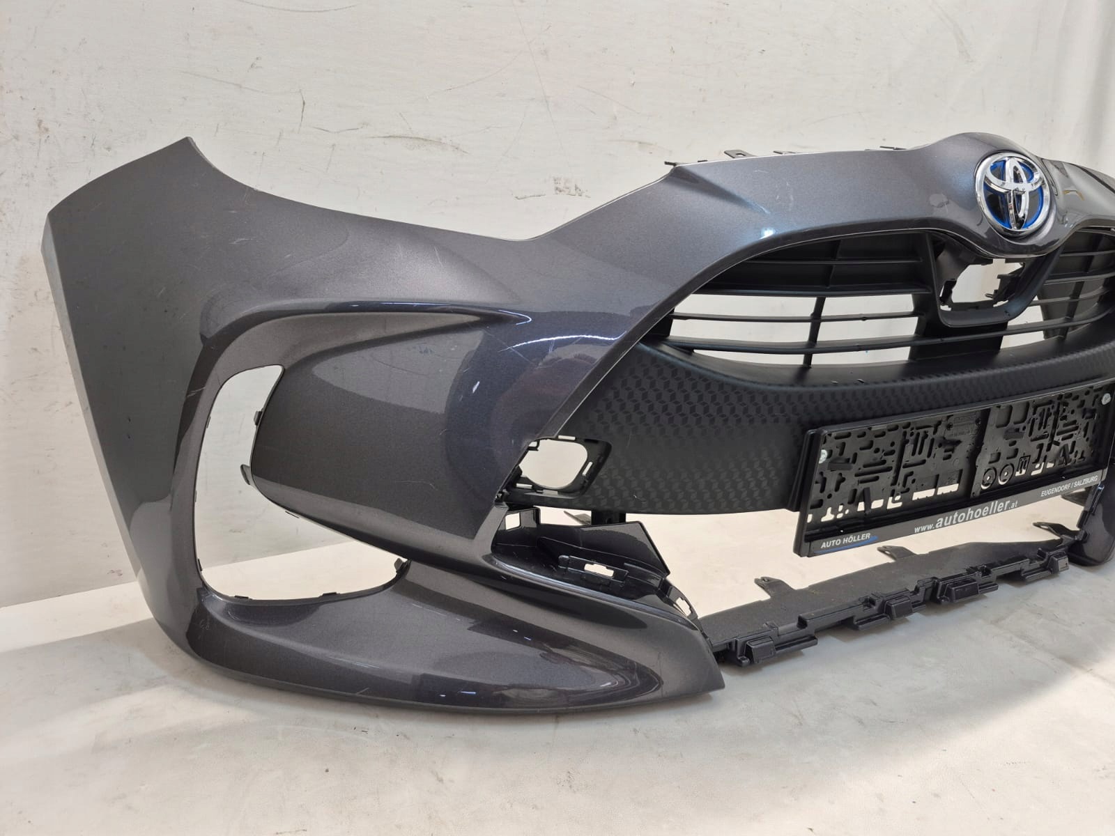 TOYOTA YARIS IV 4 20-> bumper front front