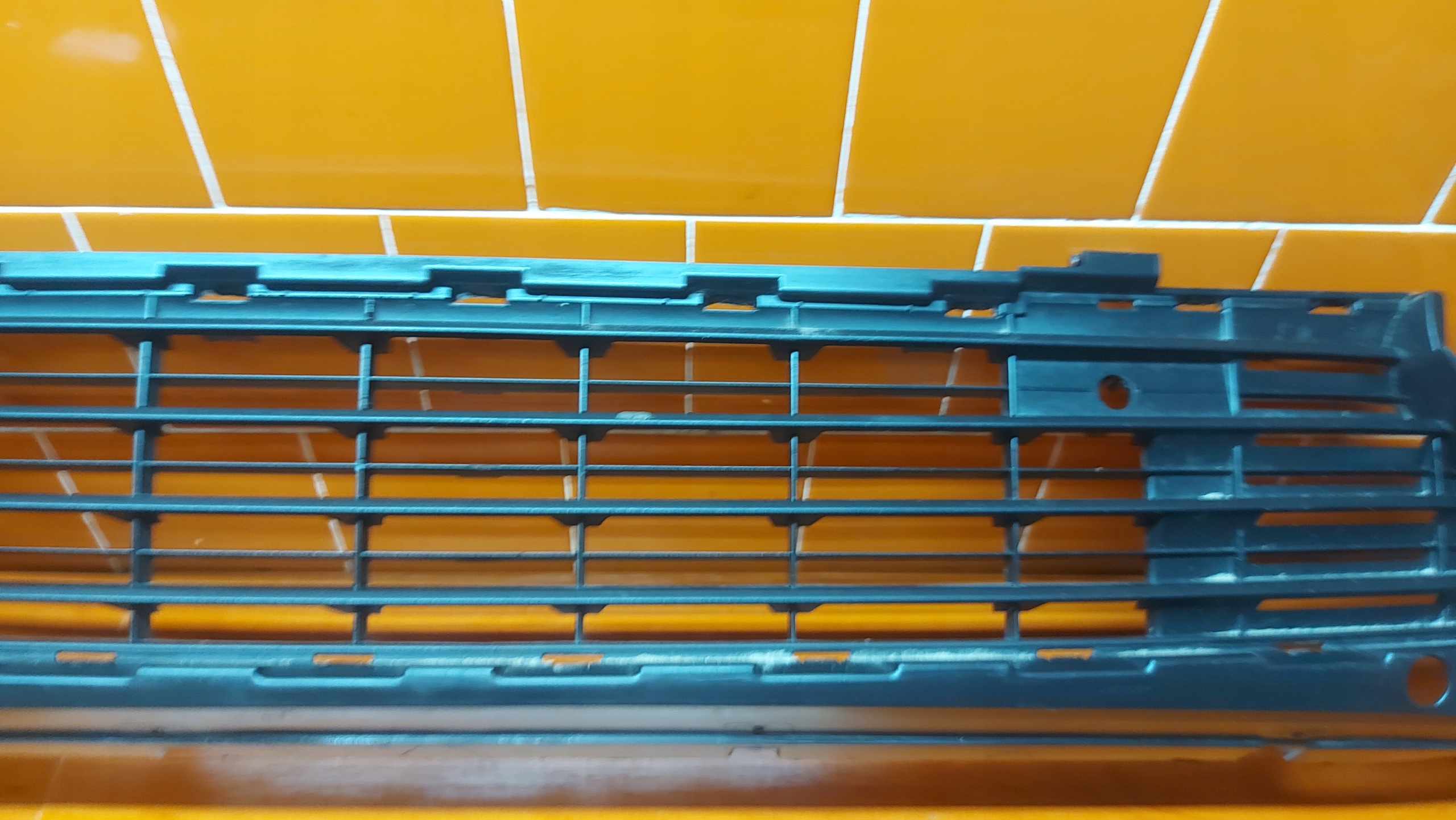 grid of a bumper central front front TOYOTA PROACE CITY OPEL COMBO E 18