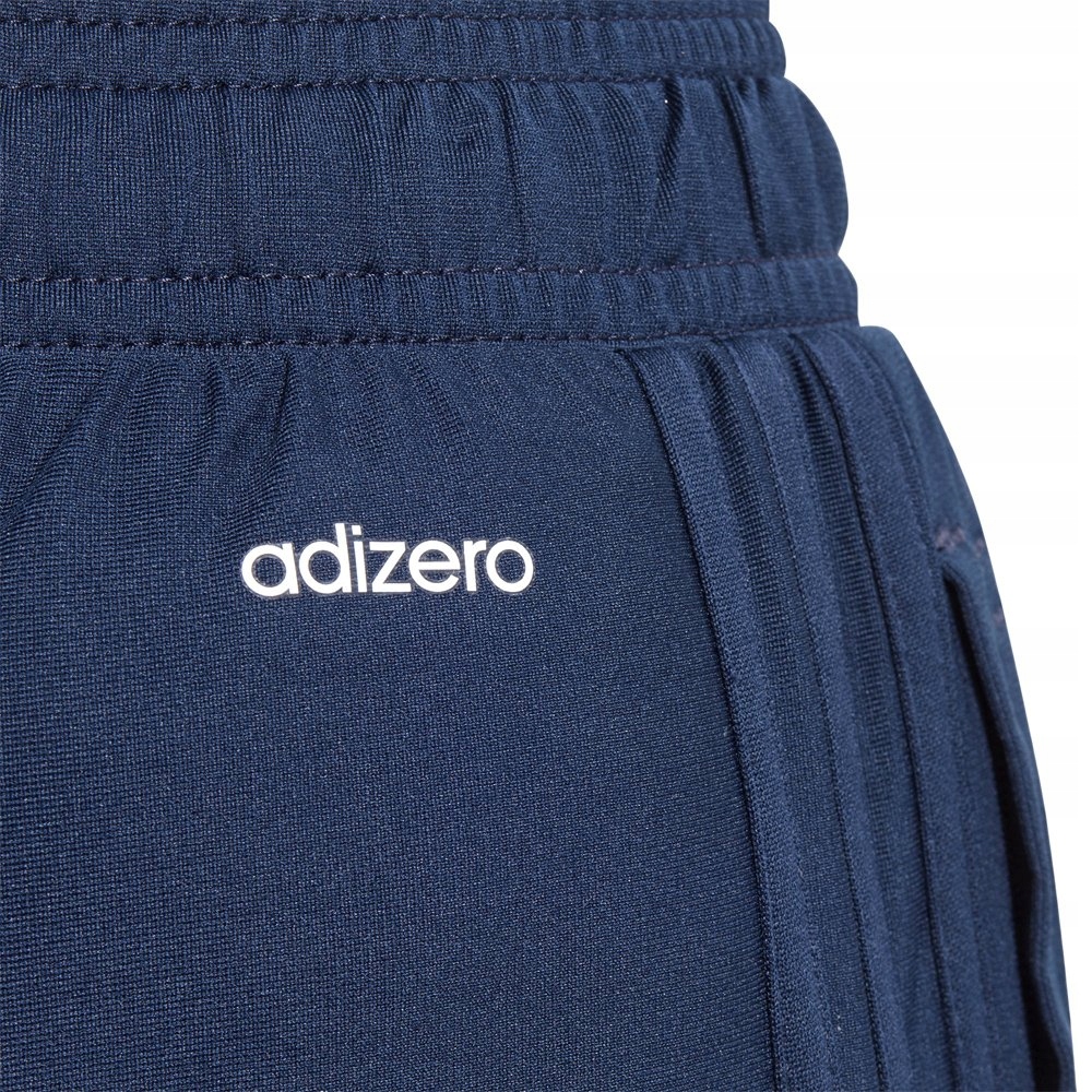 Spodenki piłkarskie Adidas termo treningowe szorty Rozmiar 116