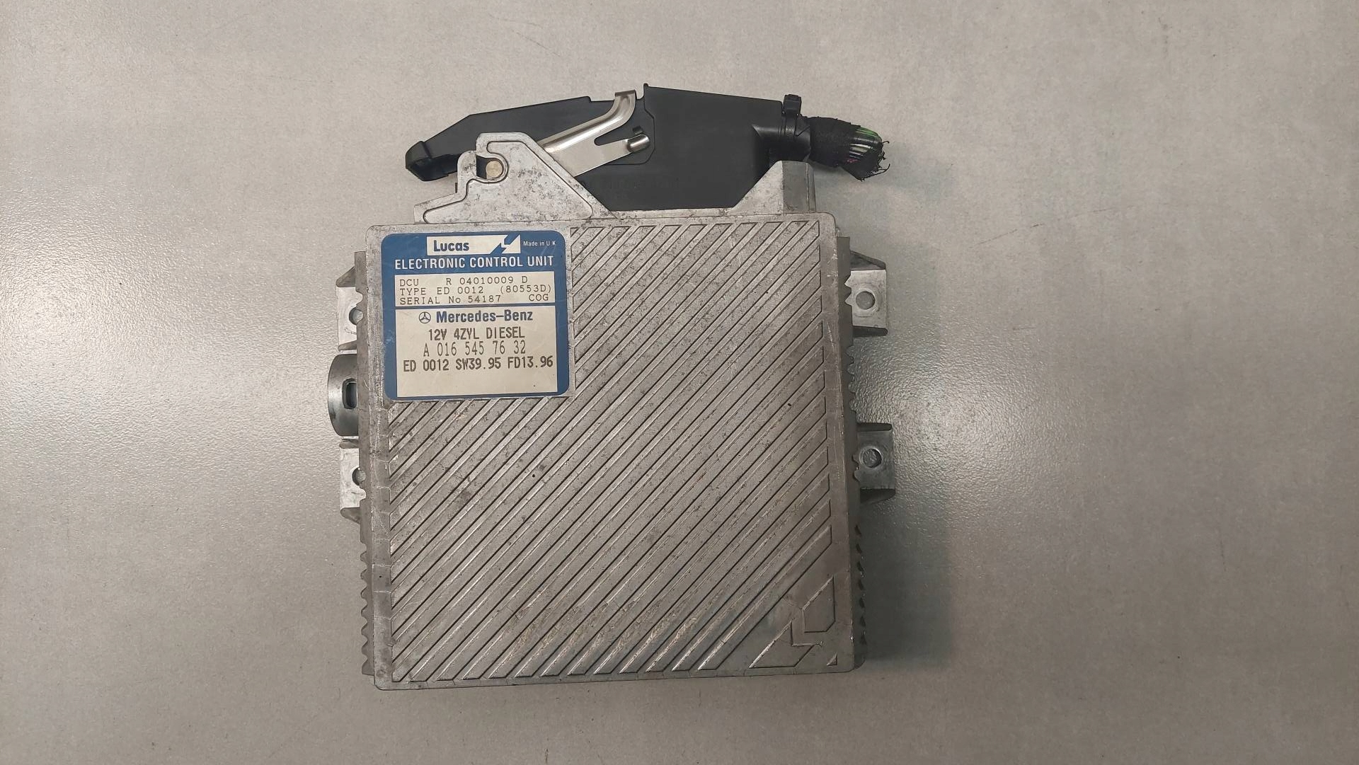 control unit of the engine MERCEDES W210 2.2CDI A0165457632