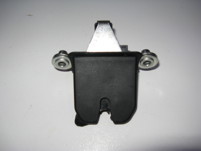 lock bonnet rear part SKODA OCTAVIA II H.B LIFT