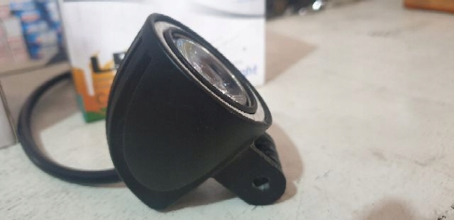 LAMPA DALEKOSIĘŻNA SPOT HALOGEN LED CREE 10W MOTO Producent inny