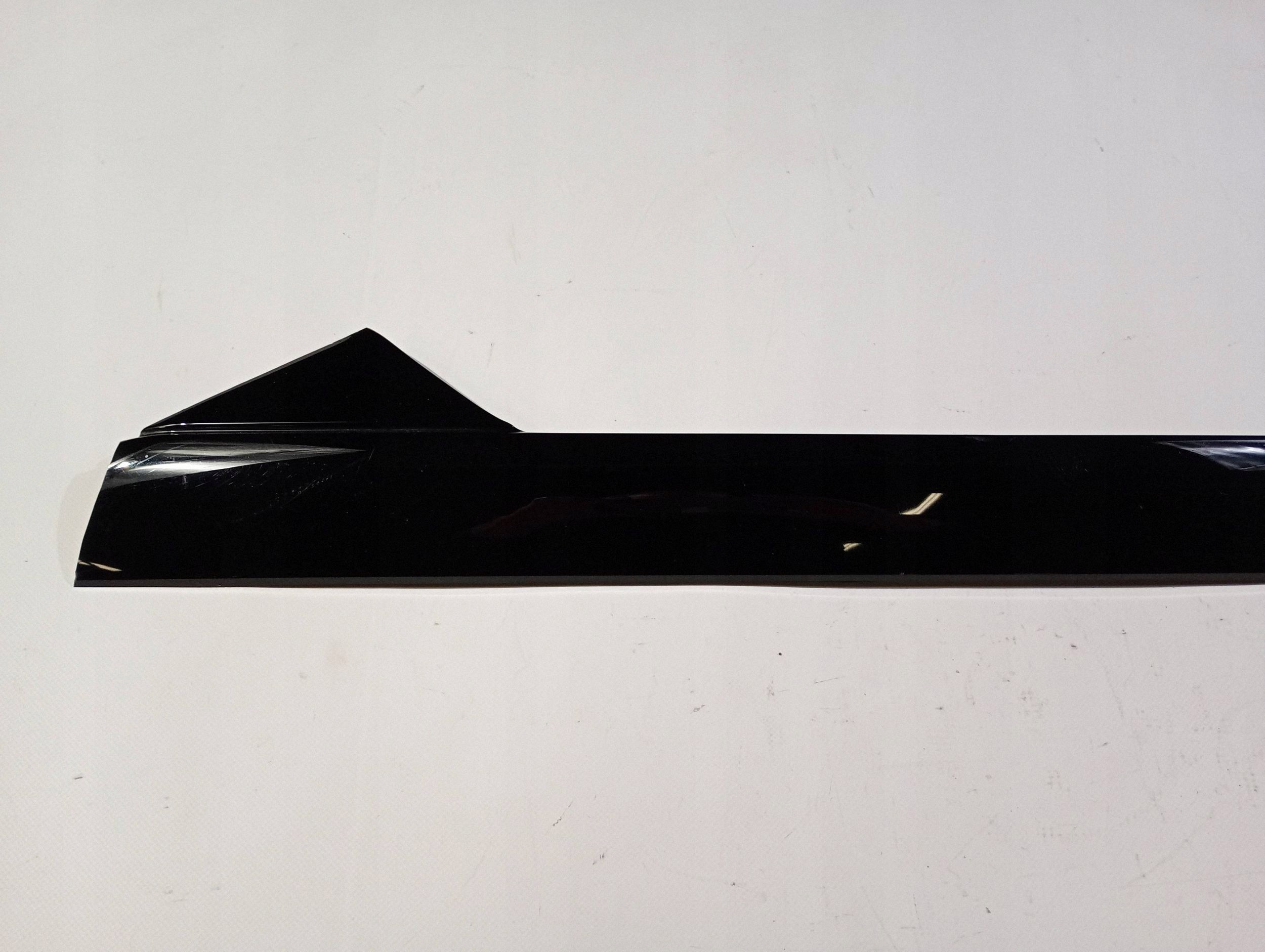 moulding cover windows czolowej slupka right Ford Explorer V 2011-2019