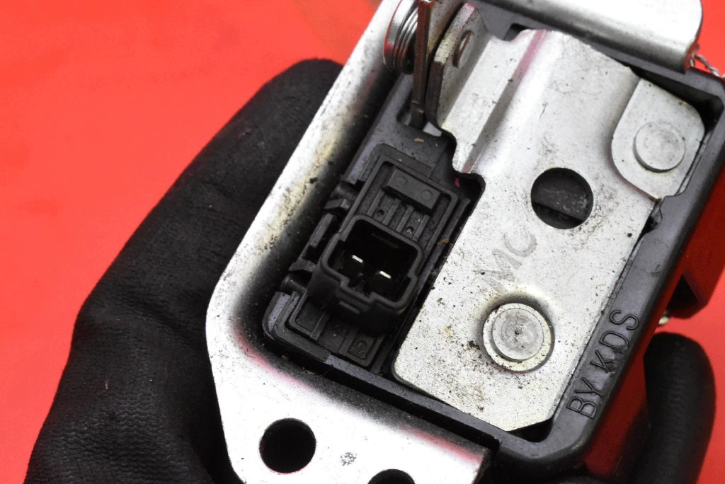 lock bonnet rear part boot CHEVROLET SPARK 3 III M300 HB 10-15