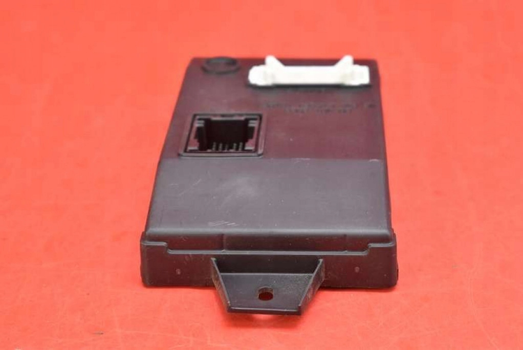 control unit module BCM 8201013753 RENAULT THALIA 2 II 1.4 16V 98 KM 08-12