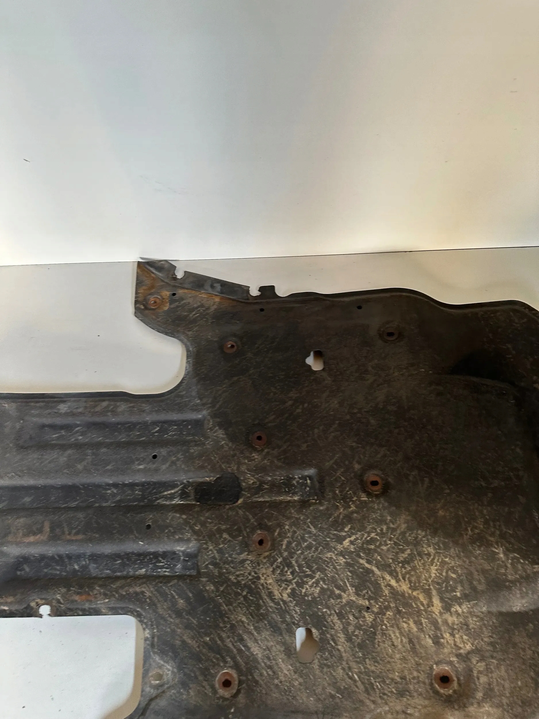 Jaguar XE R-Sport Osłona dolna silnika Typ samochodu Samochody osobowe