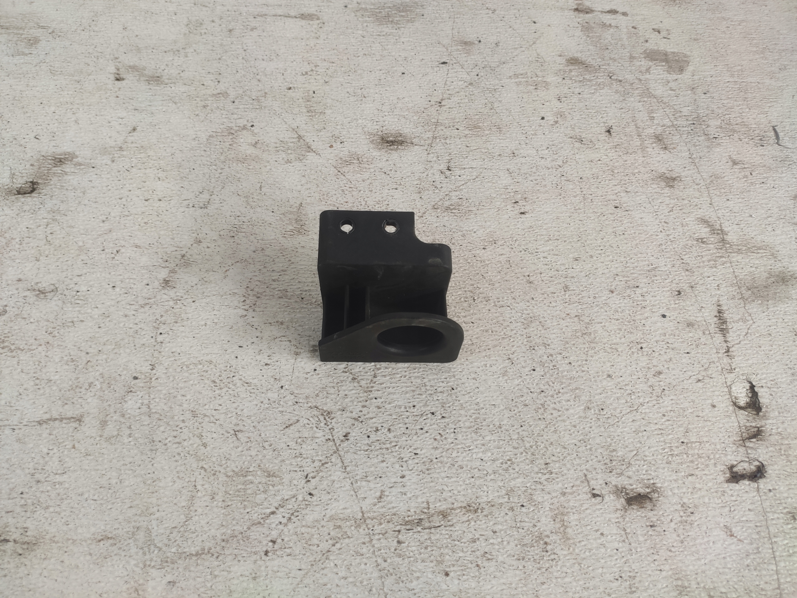 KIA CARENS IV 1.7CRDI Halter intercooler