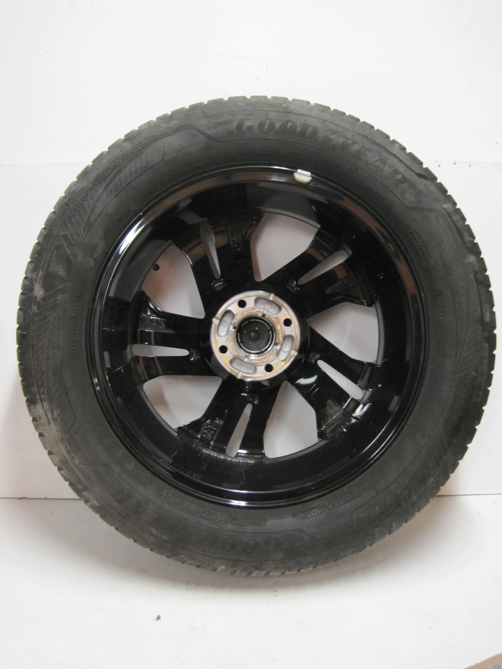 wheels discs tyres PEUGEOT 2008 II R17 5MM M+S