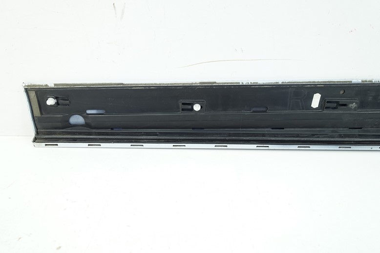 moulding door right front AUDI Q5 SQ5 8R0853960B
