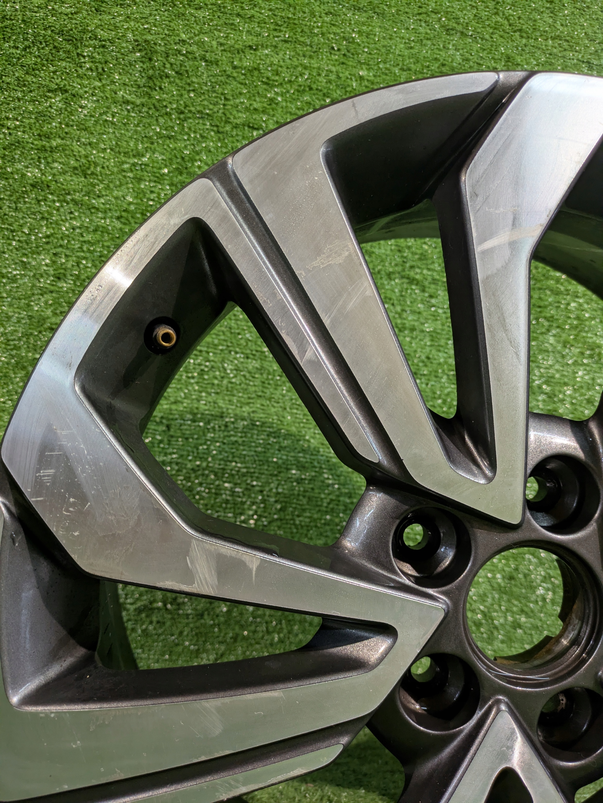 disk SSANGYONG TIVOLI 18" 6.5J ET45.5 NR.F86