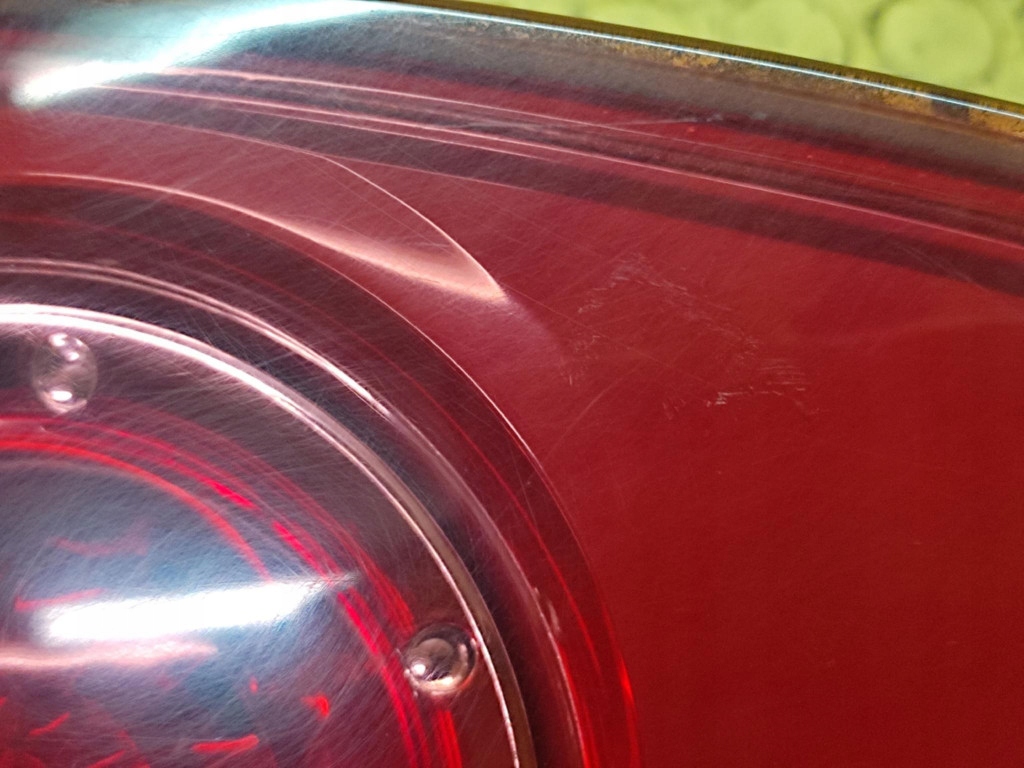 MAZDA 3 Feux phare Gauche Arrière du capot