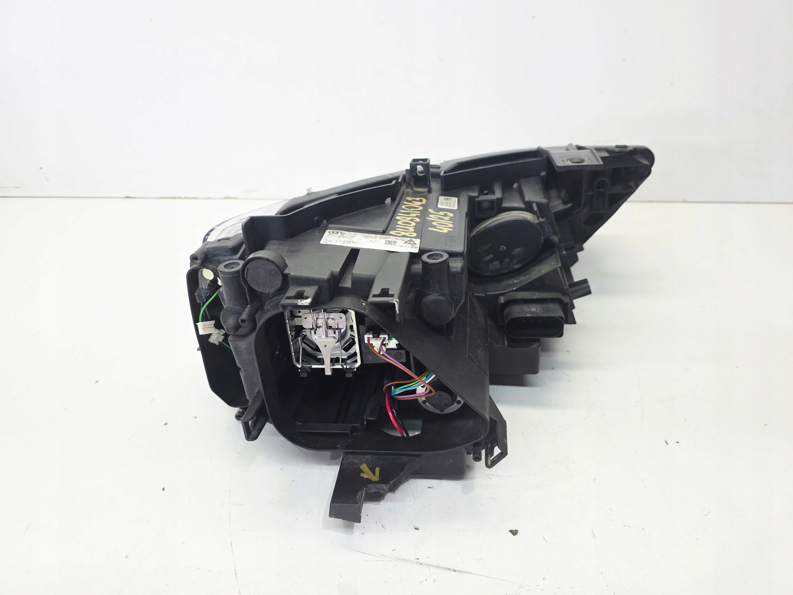 REFLEKTOR light left front BI XENON LED AUDI Q3 8U 8U0941043 EU 40/25