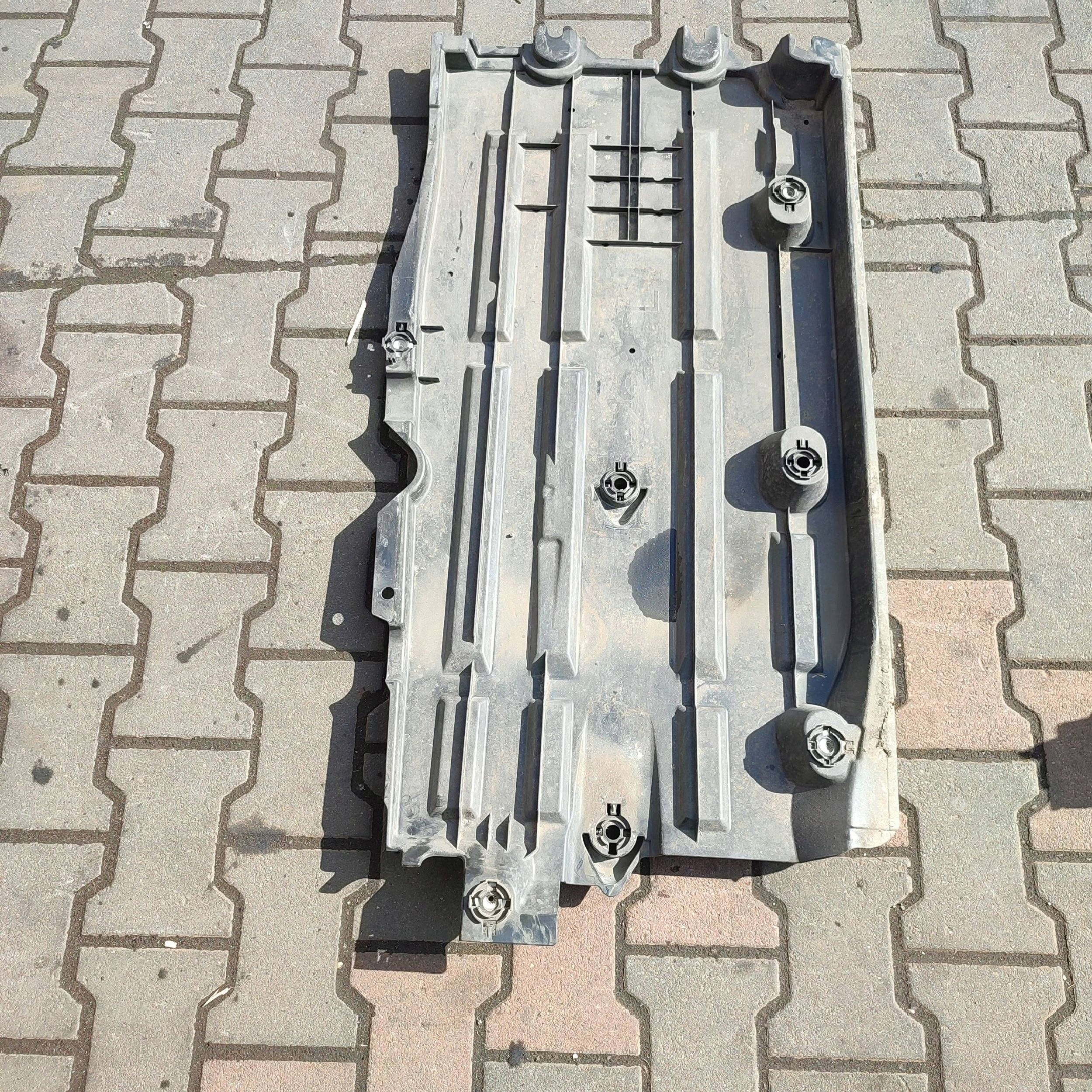 cover chassis side left side Opel Corsa F 9823545780