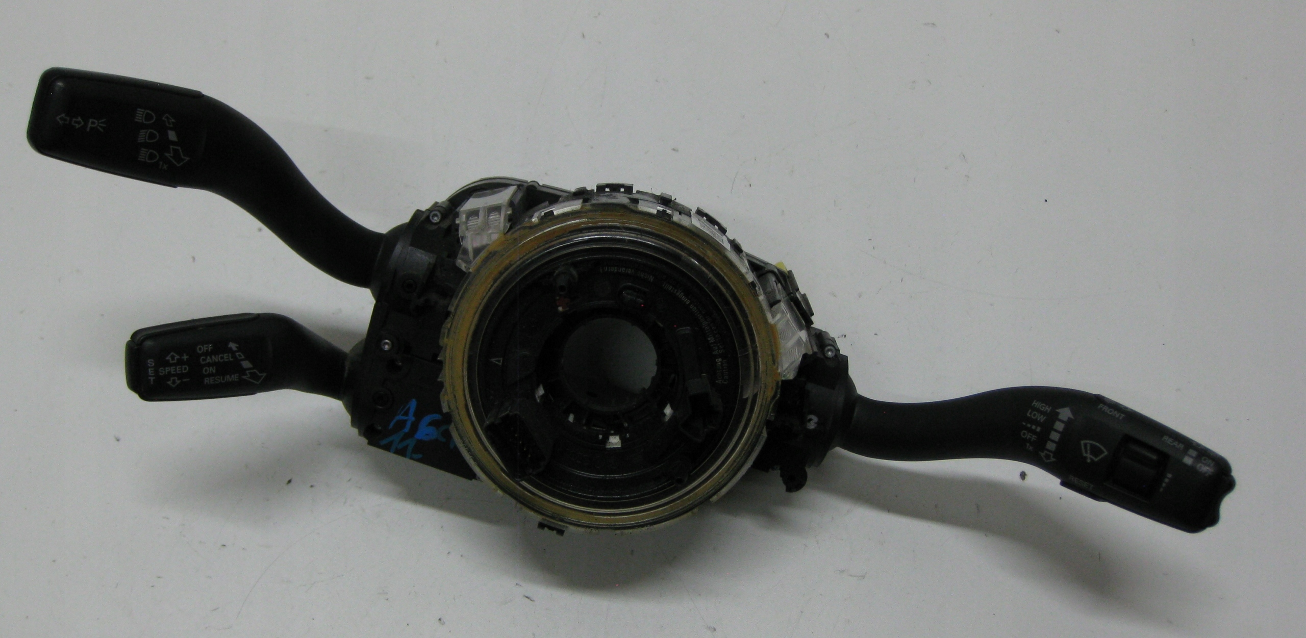 AUDI A6 C6 LIFT KOMBI steering wheel levers and controls control ring 4F0953549D