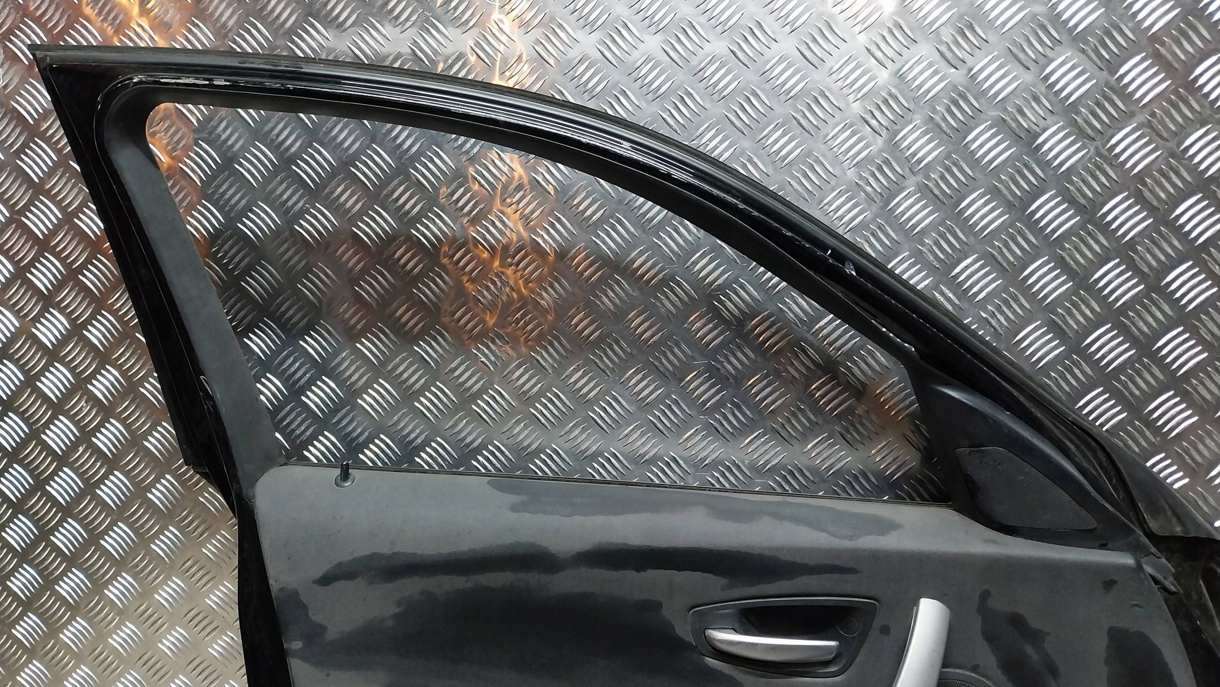 dveře předek levé BMW 1 E87 04