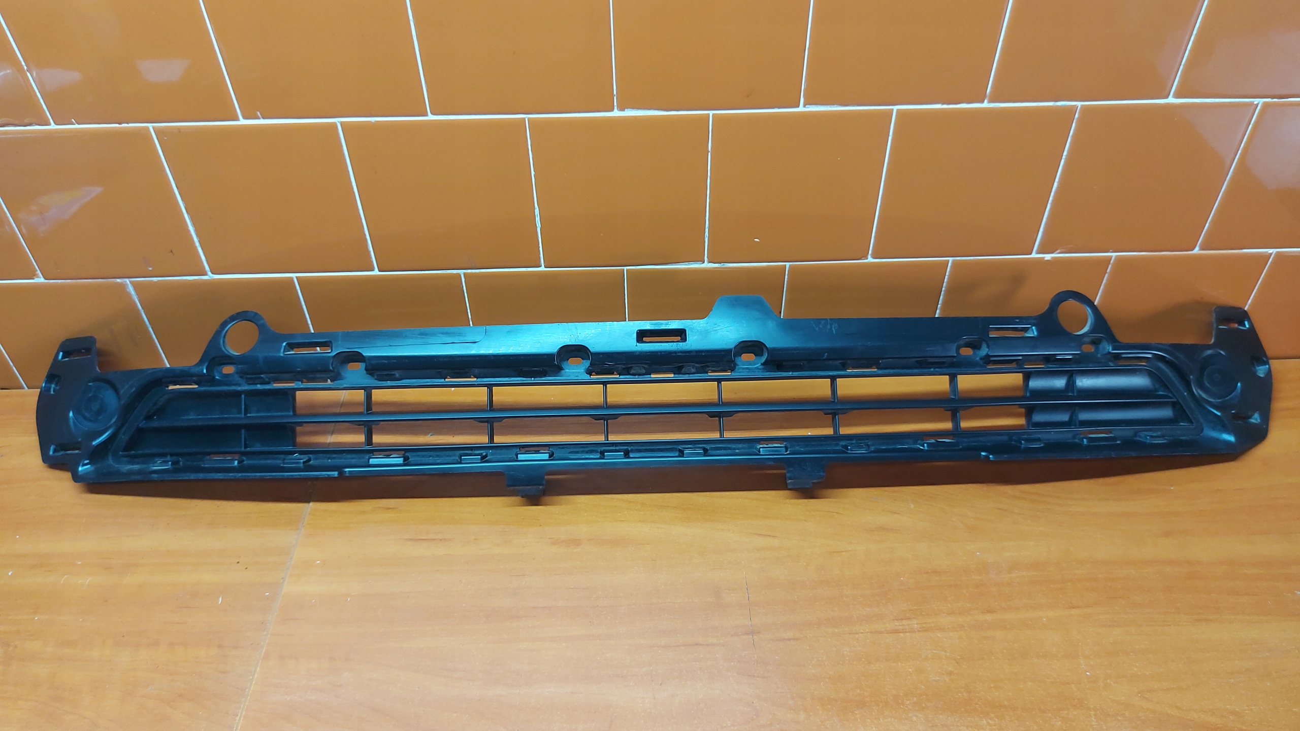 grid central of a bumper front front TOYOTA PROACE CITY 19