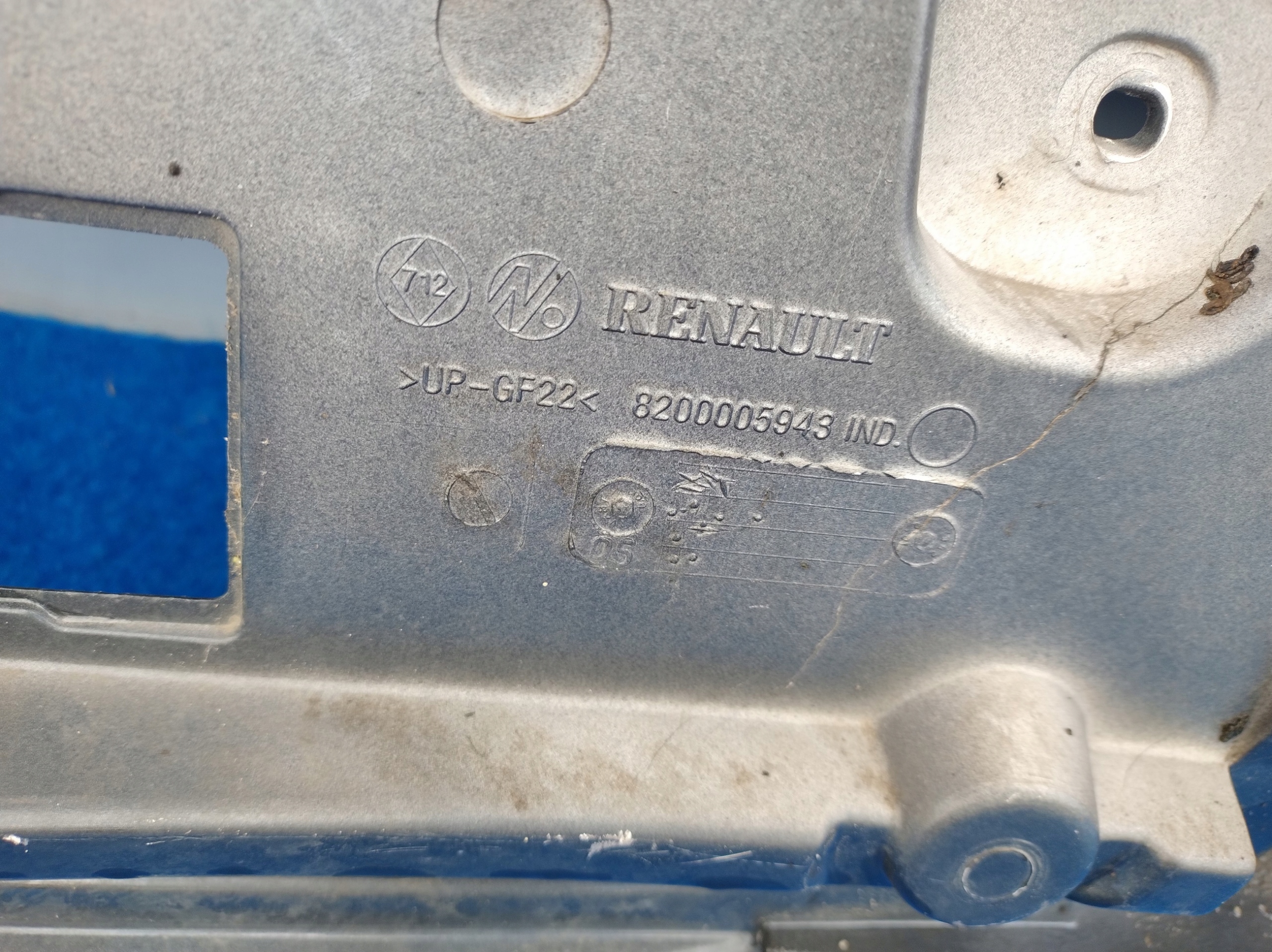 RENAULT ESPACE 4 IV trunk door boot cover 8200005943 R123