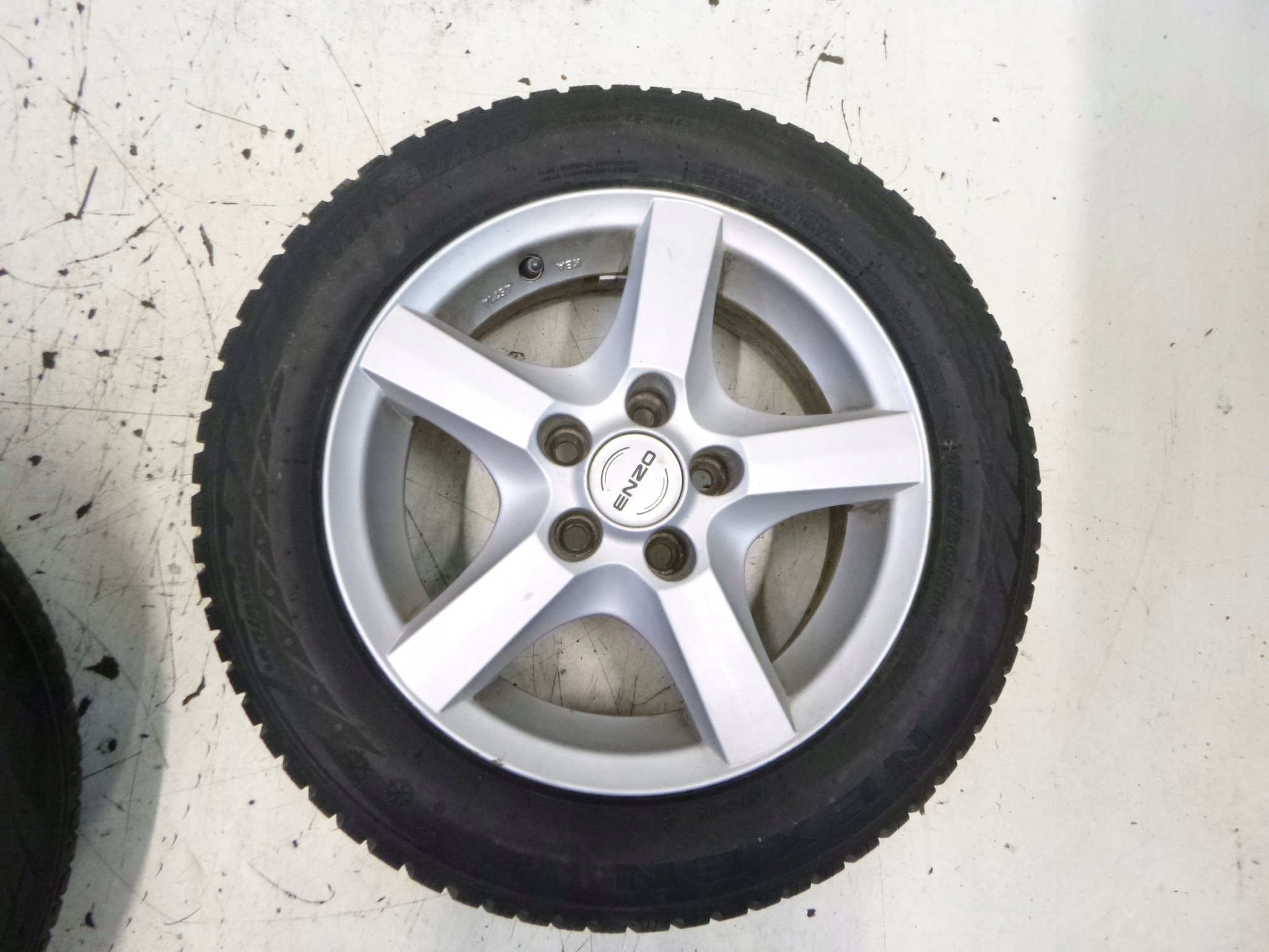 Felgi ALUMINIOWE + Opony Seat Ibiza III 185/60/14 5x100 GOLF FABIA Profil opony 60