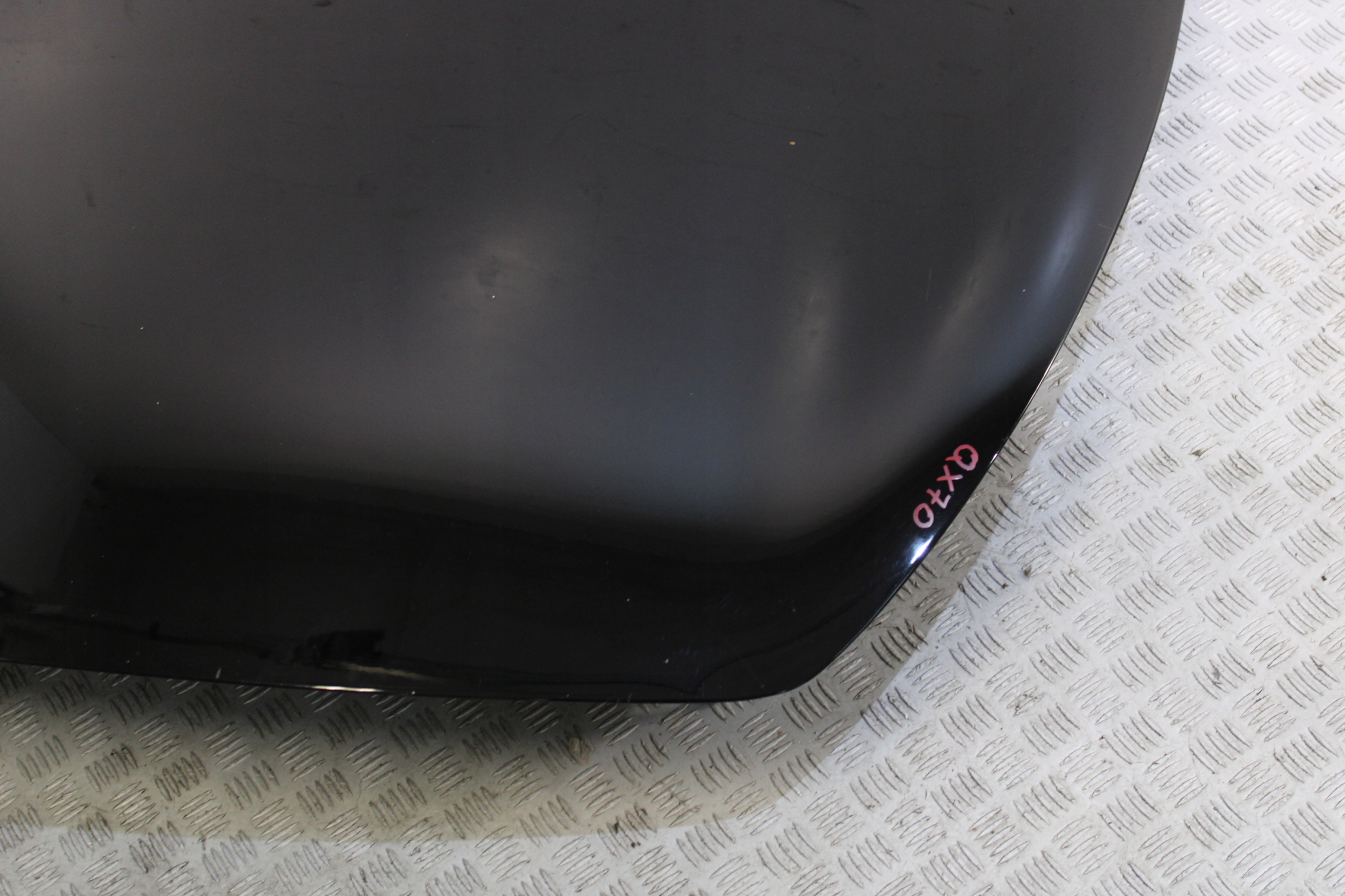 CAPOT INFINITI QX70