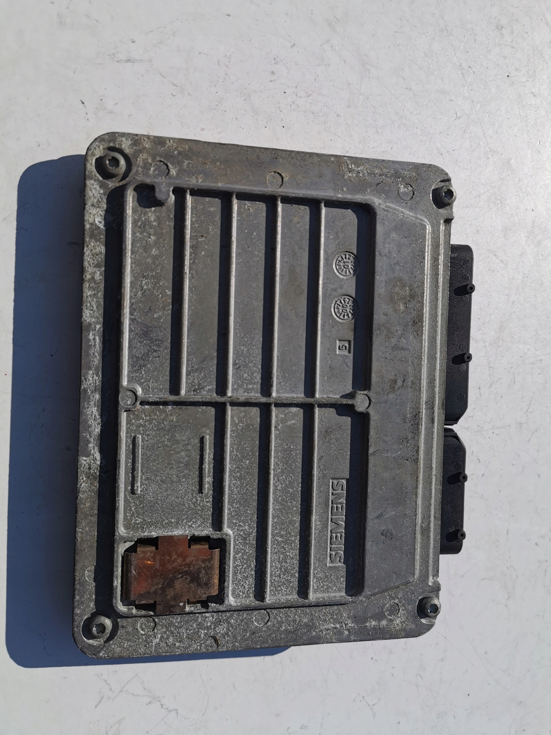 SKODA FABIA 1.4B 5WP4420309 047906033C computer EC