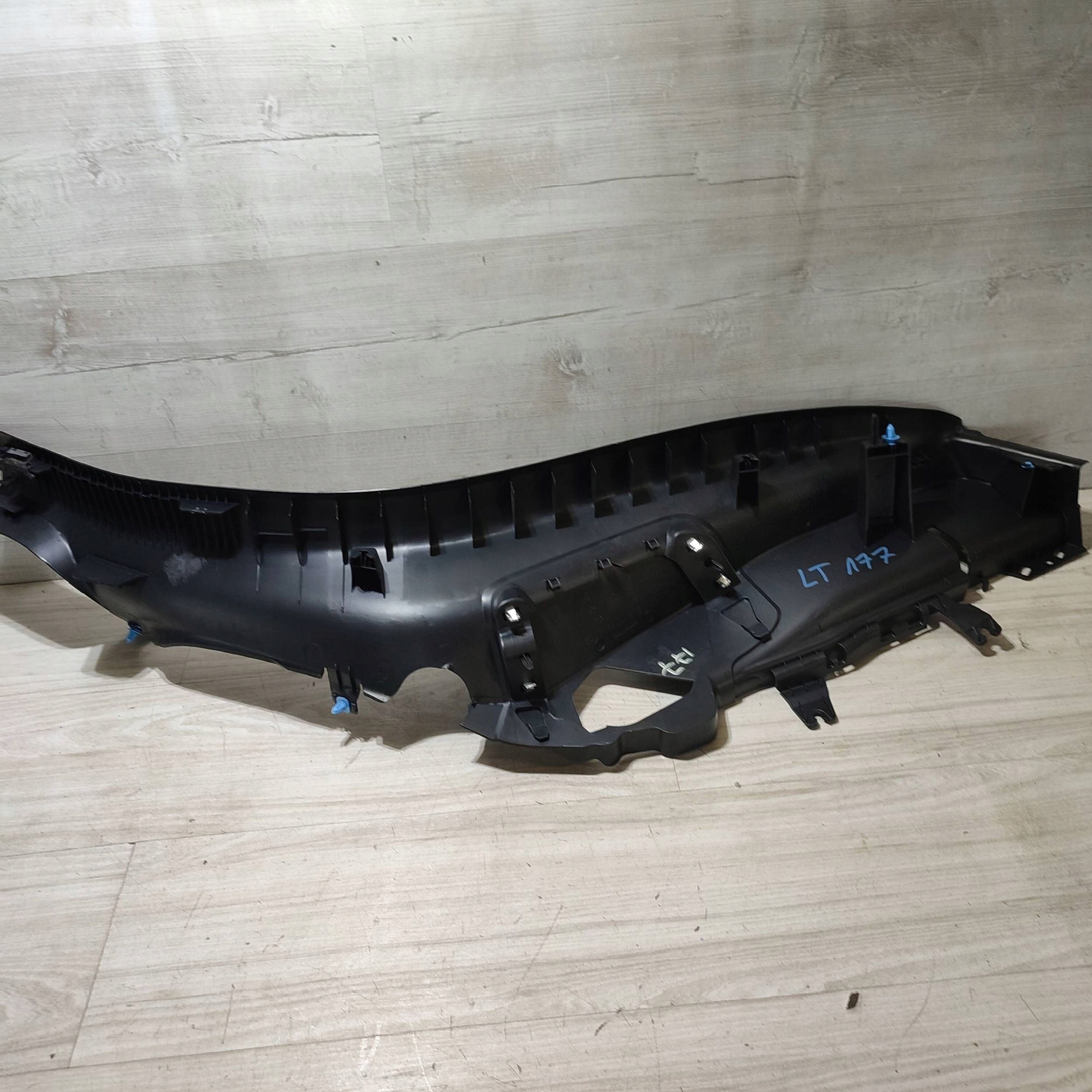 cap threshold rear rear part side left Mercedes-Benz A W177 A1776900102