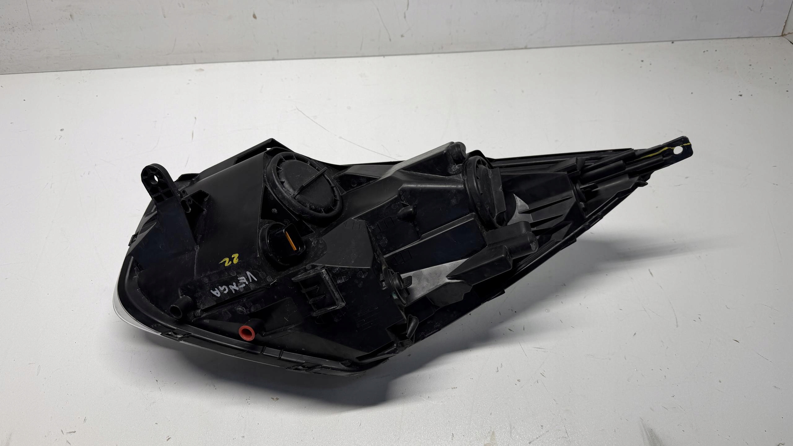KIA VENGA light right front front EUROPA LADNA 09-19