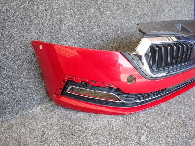 SKODA OCTAVIA IV FRONTSTOSSSTANGE VORNE AIR LUFT