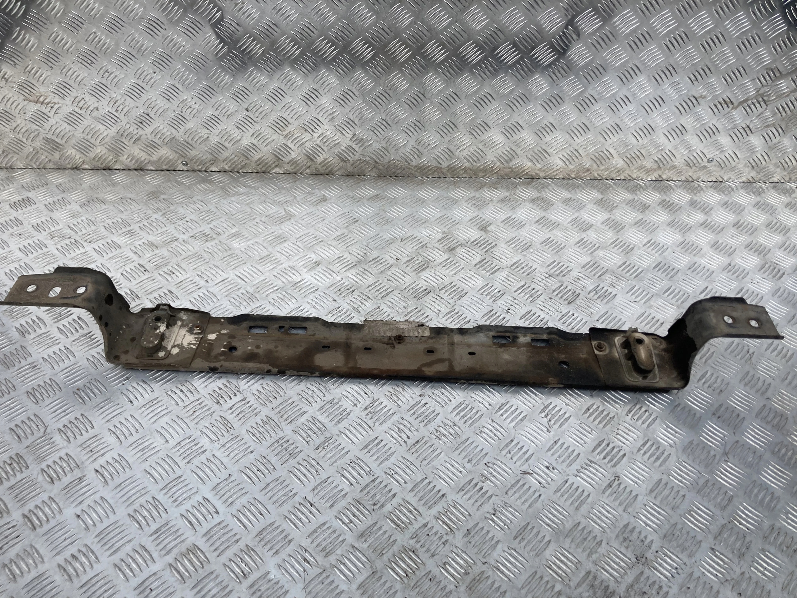 BELKA POD CHŁODNICE PEUGEOT 308 T9 13- 2.0 HDI