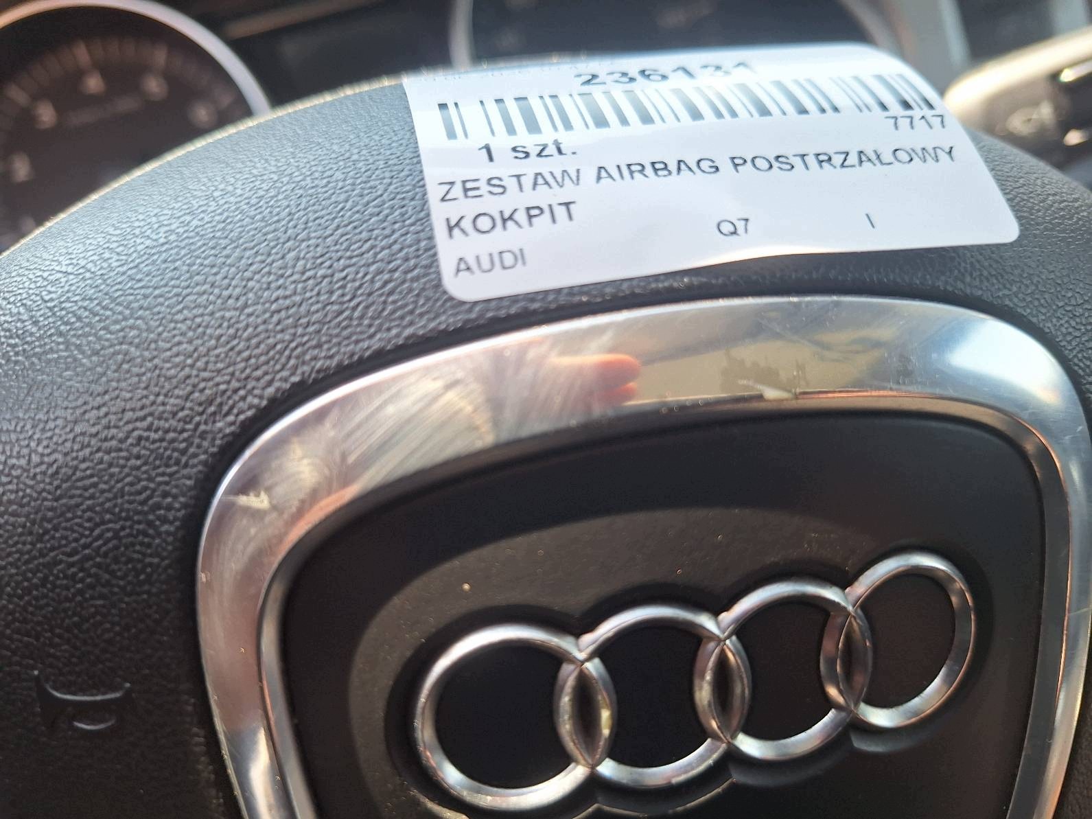 running board airbag POSTRZALOWY cockpit AUDI Q7 4L and