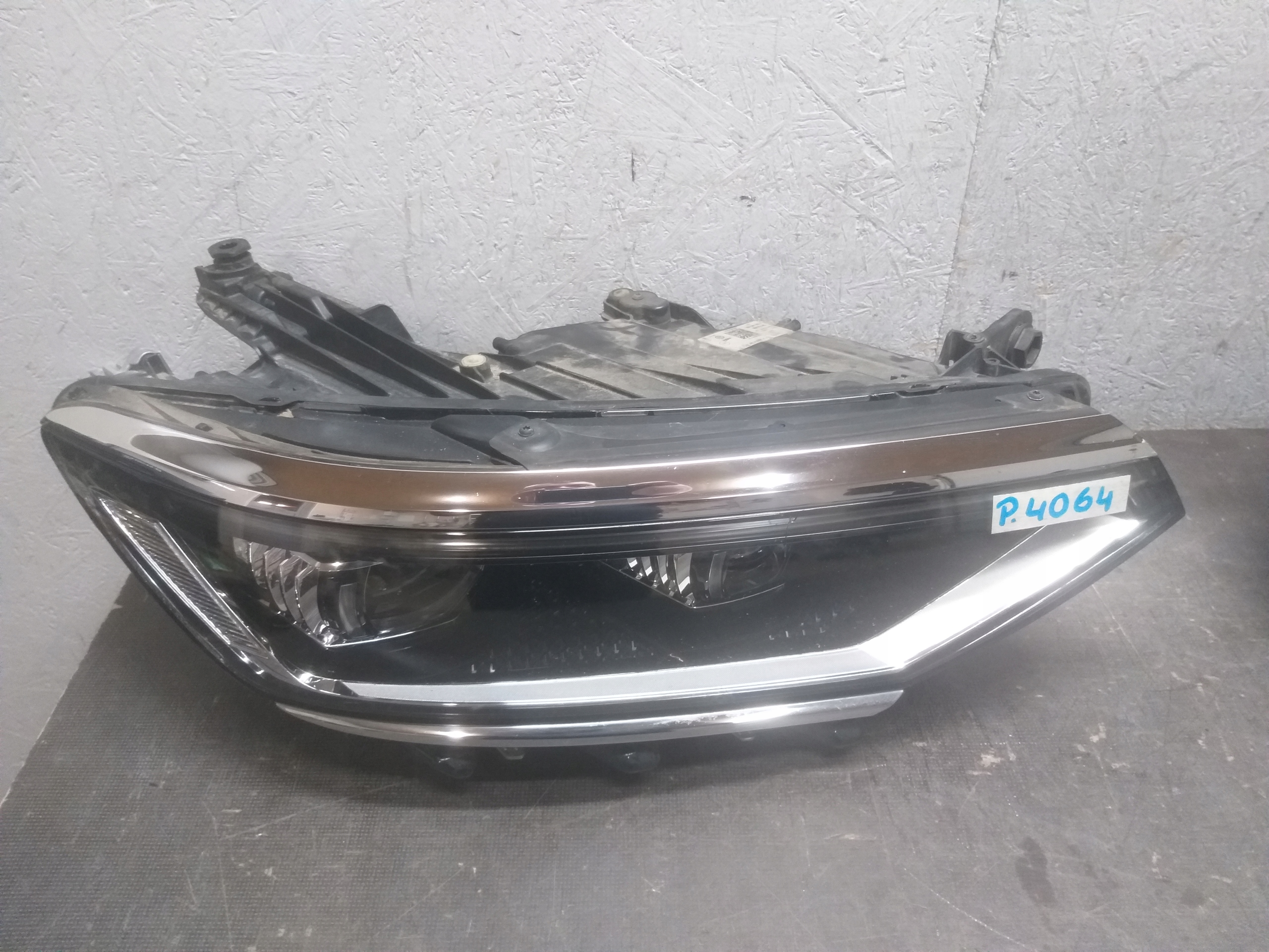 light lights front right left VW PASSAT B8 LIFT FULL LED 3G1941082P