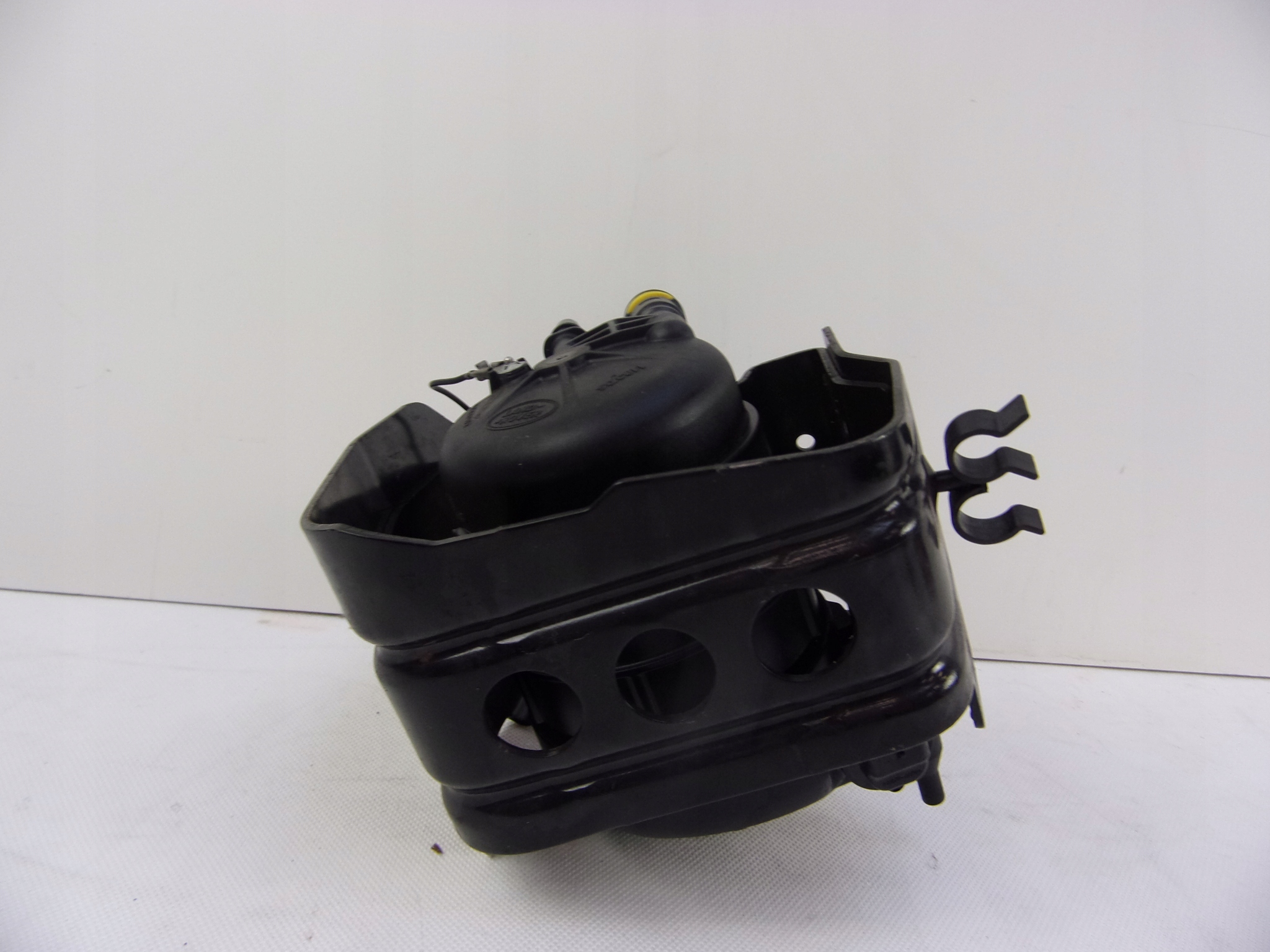 HJ32-9D202-AC - JAGUAR E-PACE 2.0 D КОРПУС ПАЛИВНОГО ФІЛЬТРА